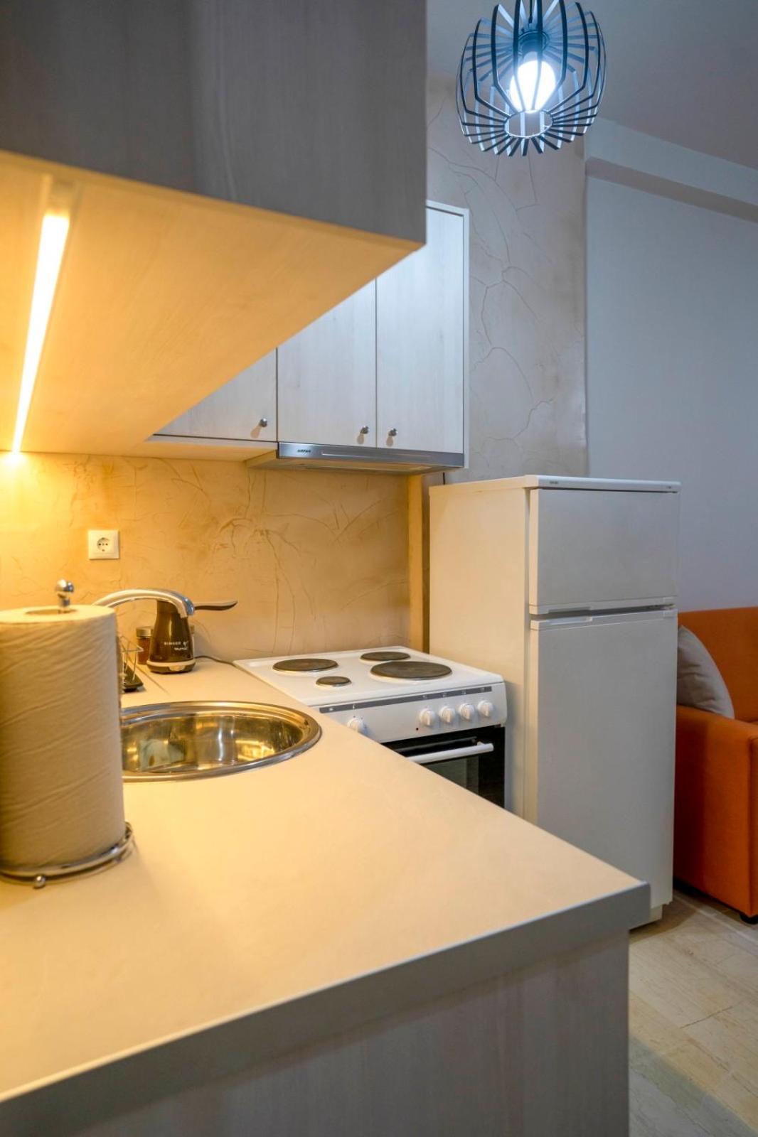 One-Bedroom Apartment photo 2