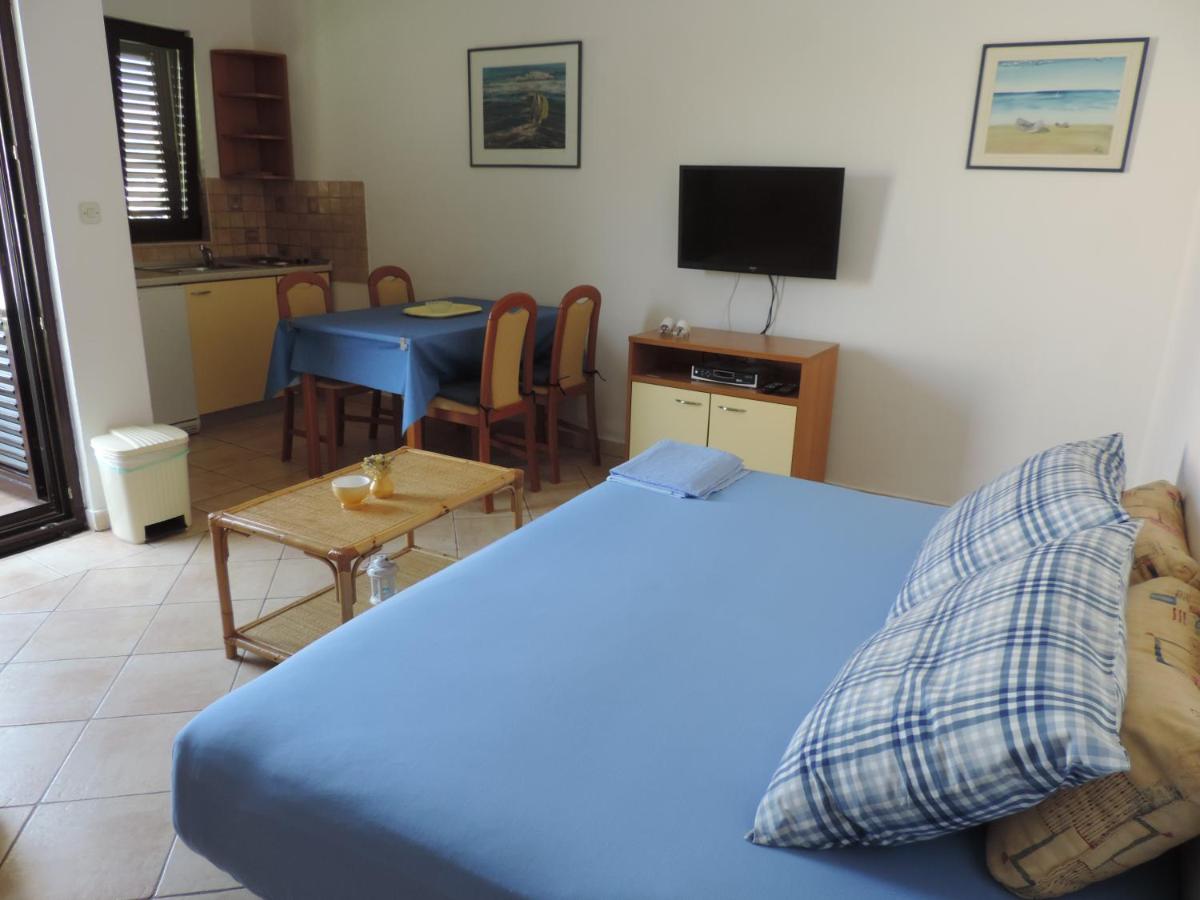 One-Bedroom Apartment with Balcony and Sea View