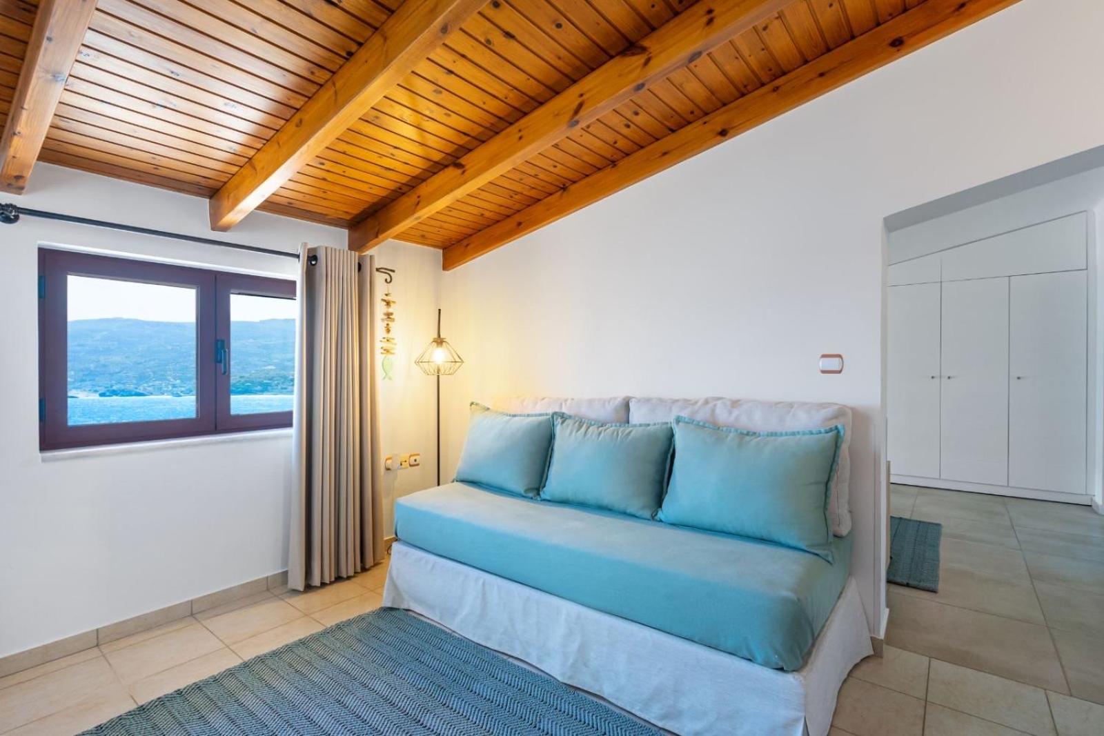 Three-Bedroom House - Photo 23