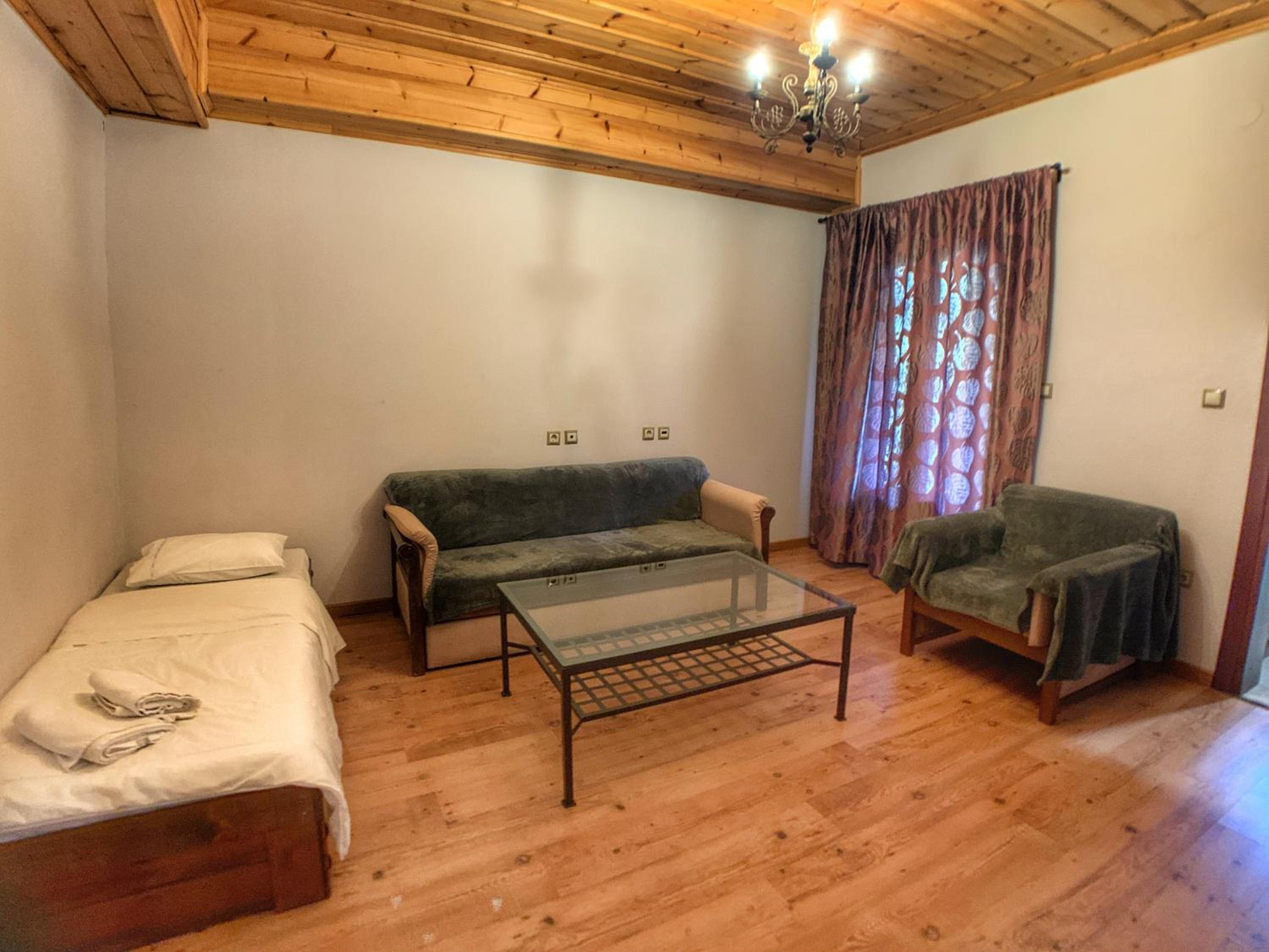Family Room photo 2