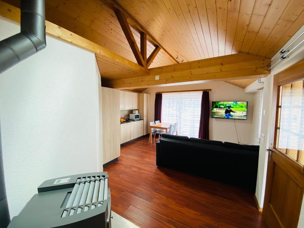 One-Bedroom Apartment - Photo 10