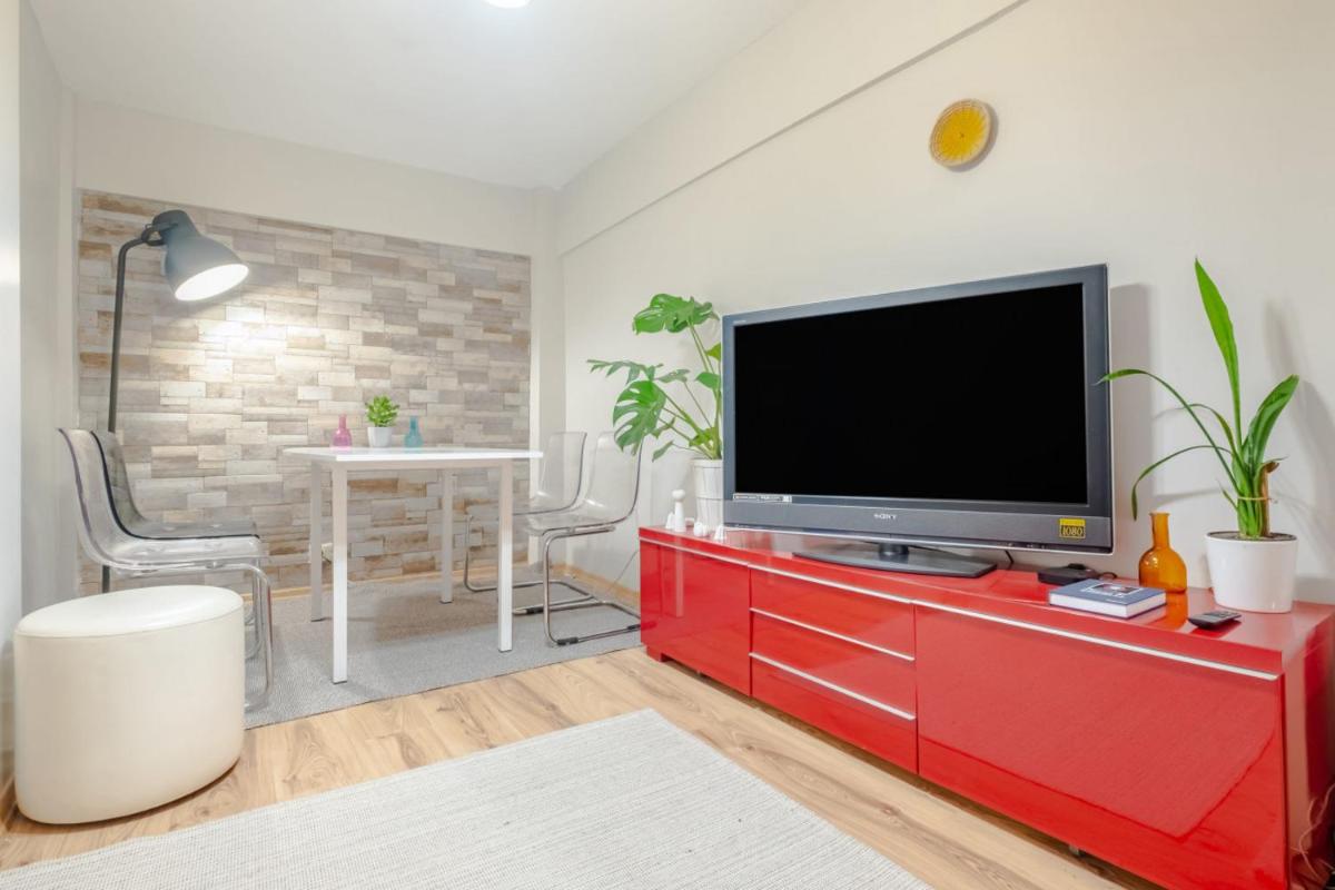 Apartment photo 1
