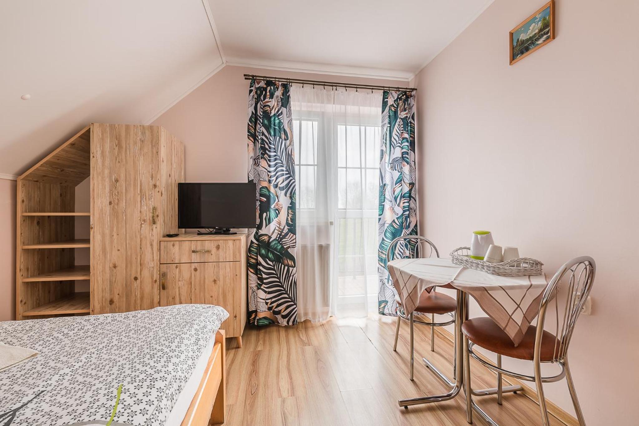 Small Double Room photo 2