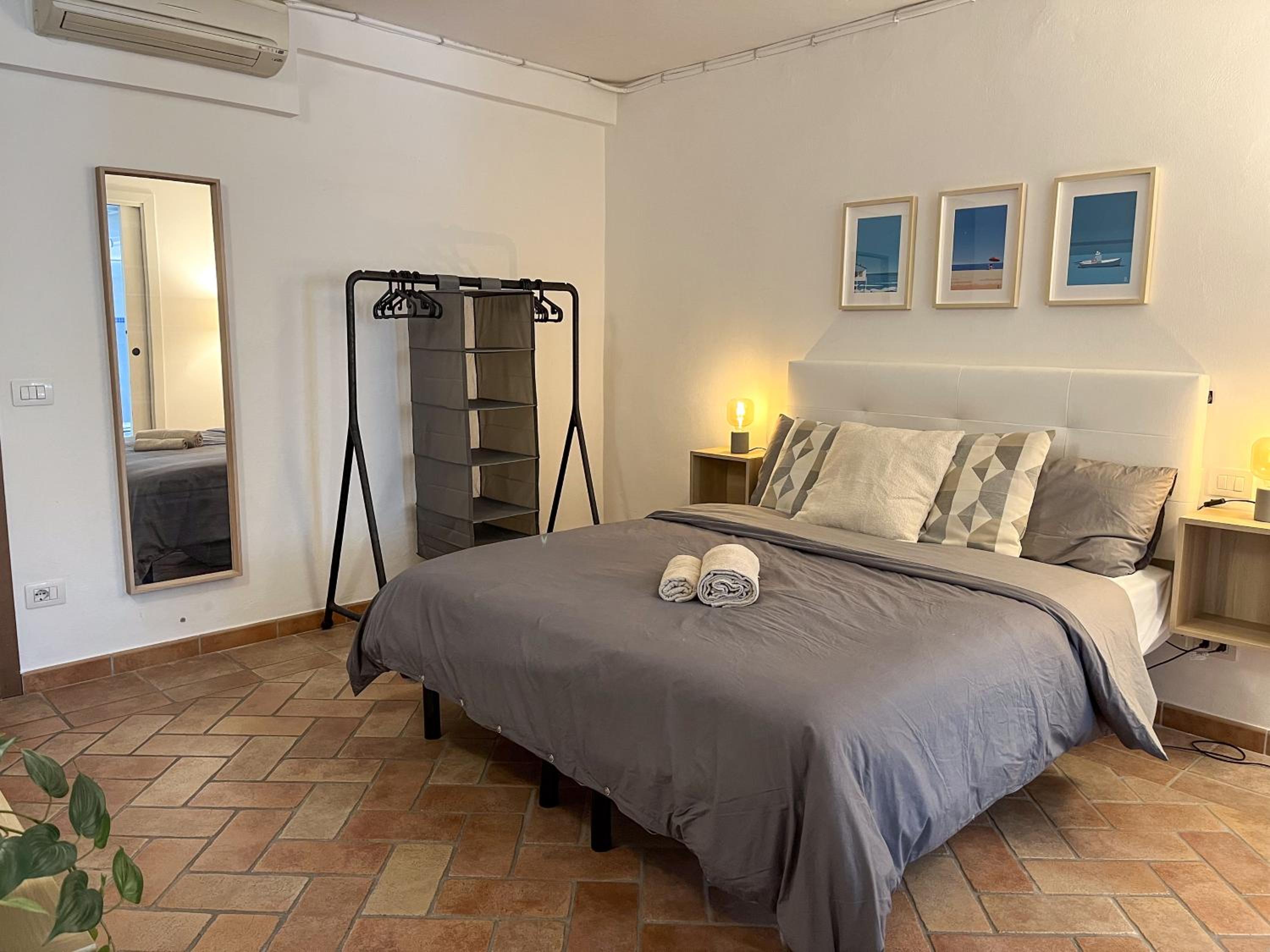 Studio With Terrace
