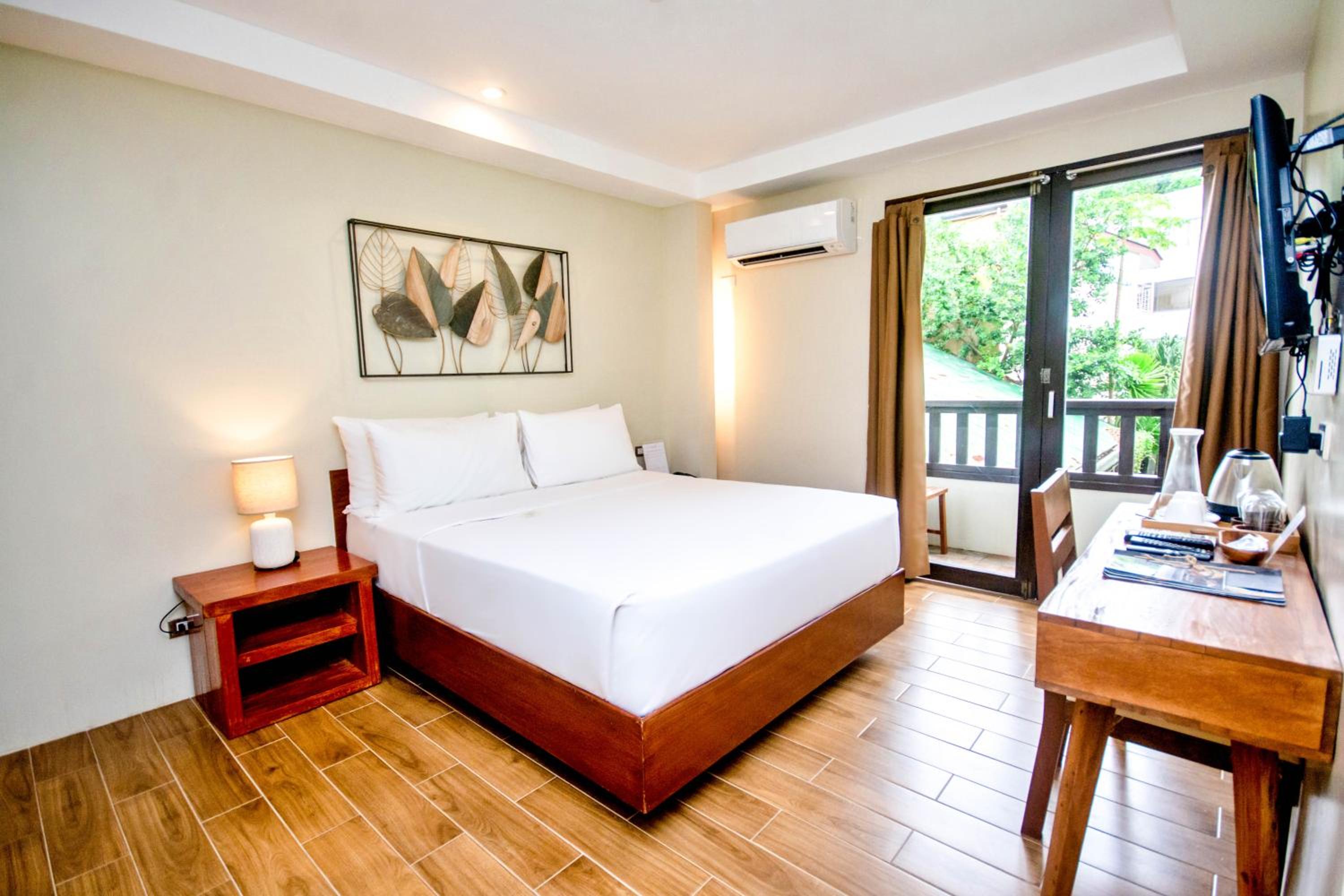 Standard Double Room - Photo 3