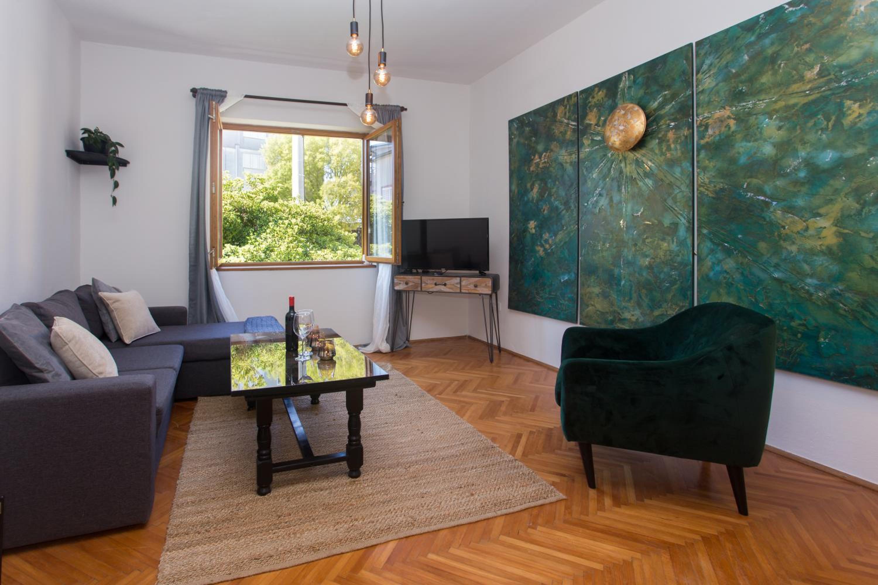 Two-Bedroom House photo 2