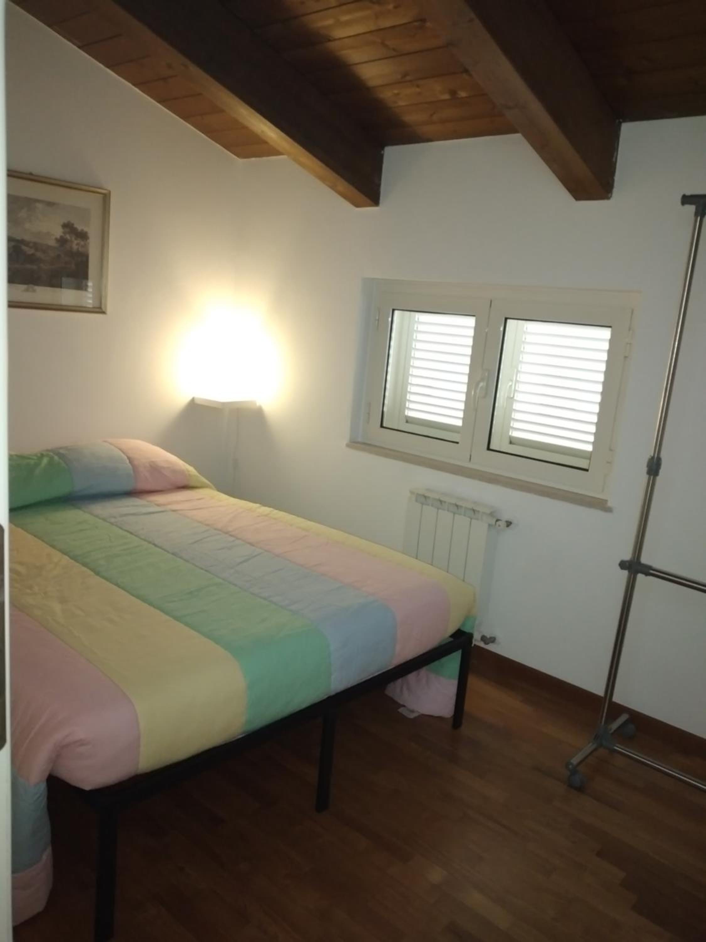 Small Double Room - Photo 9
