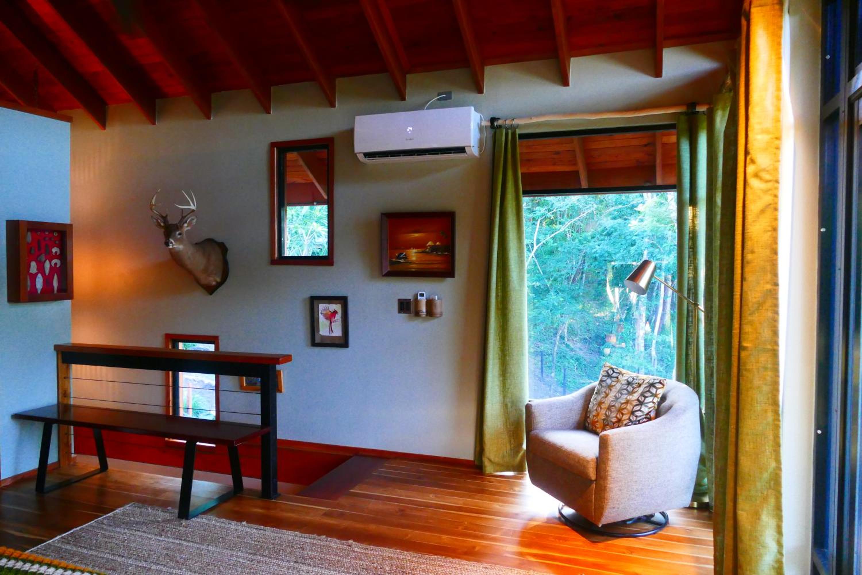 One-Bedroom House photo 1