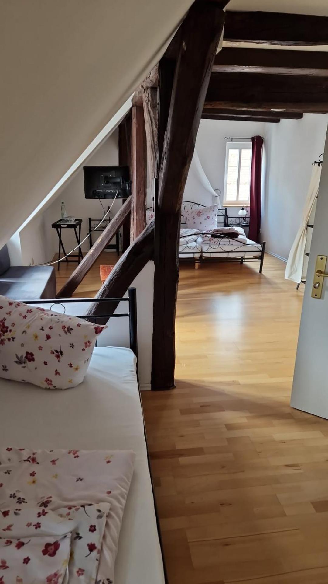 Double or Twin Room photo 2