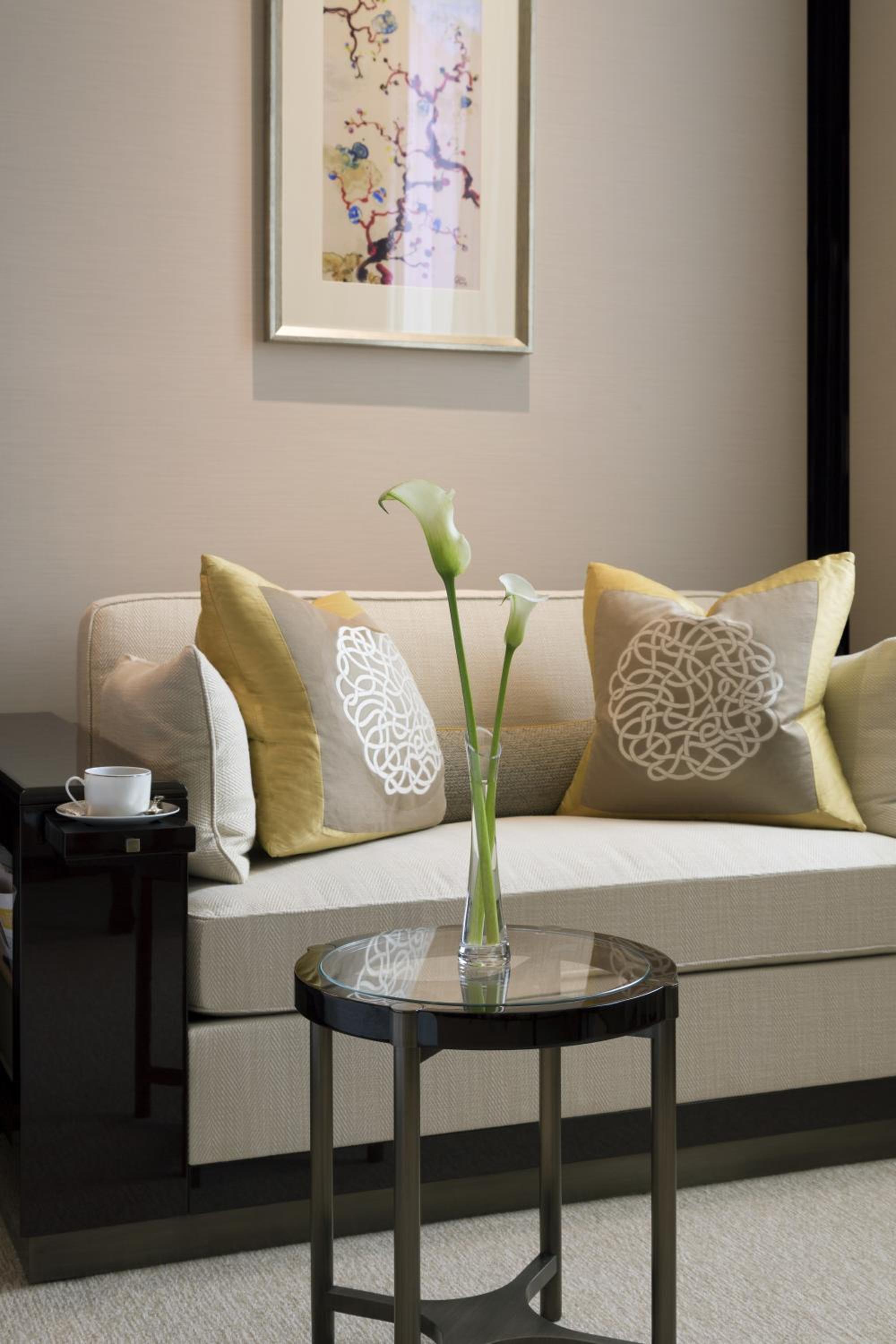 Deluxe Twin Room with Courtyard View