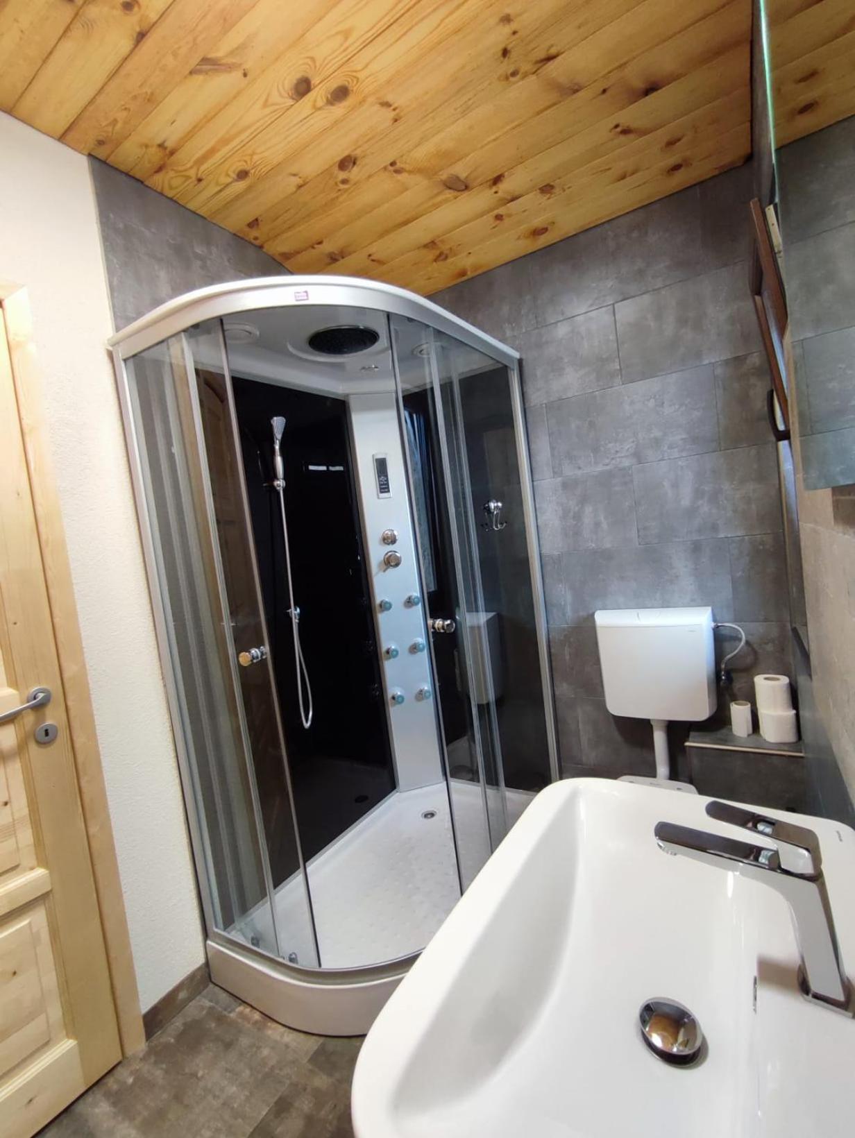Superior Villa - Photo 16