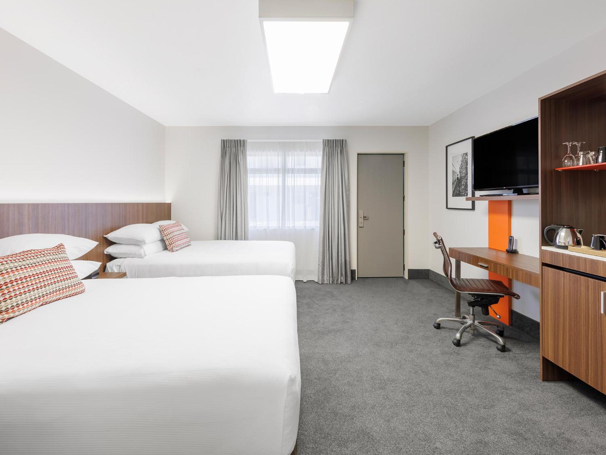 Superior Twin Room - Photo 6