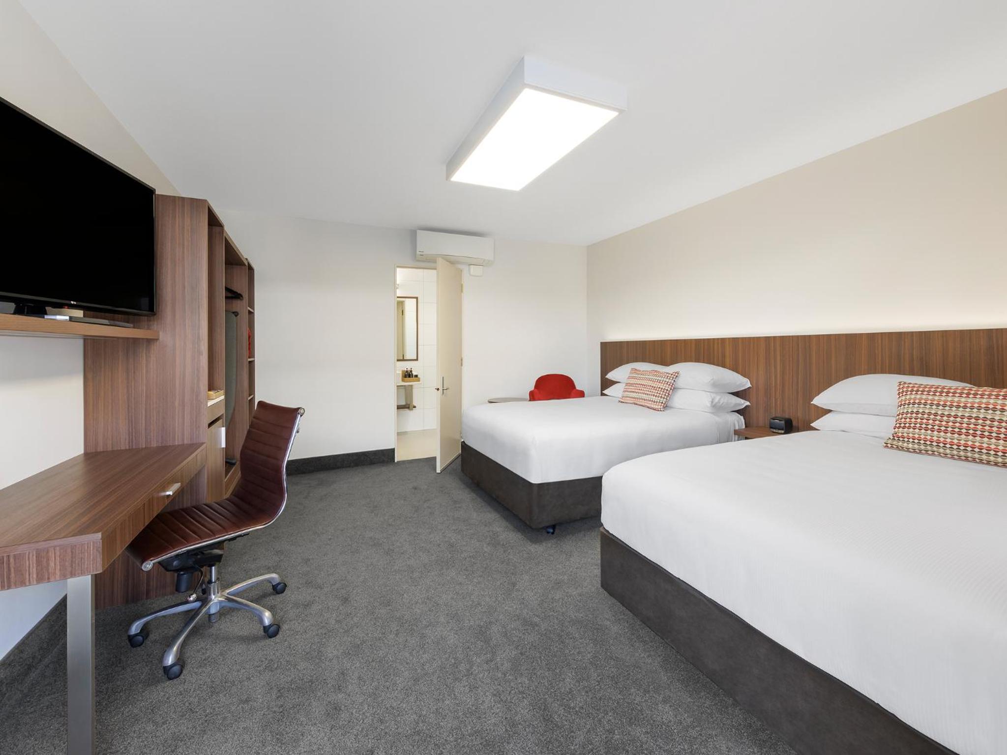 Superior Twin Room - Photo 5