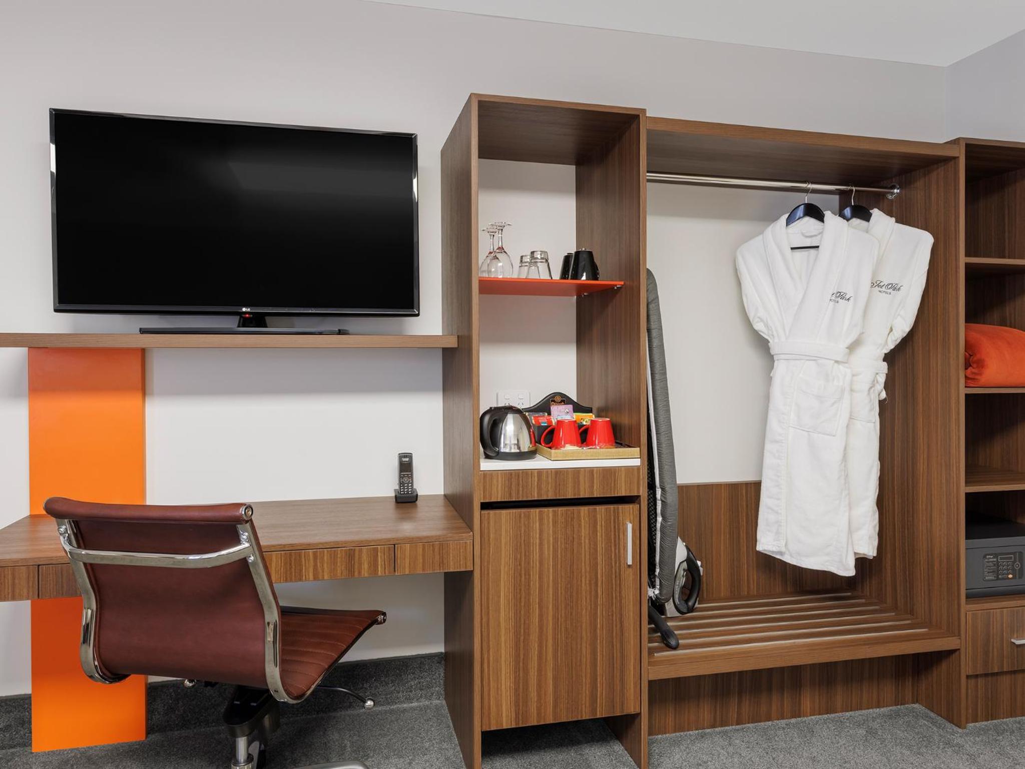 Superior Twin Room - Photo 4
