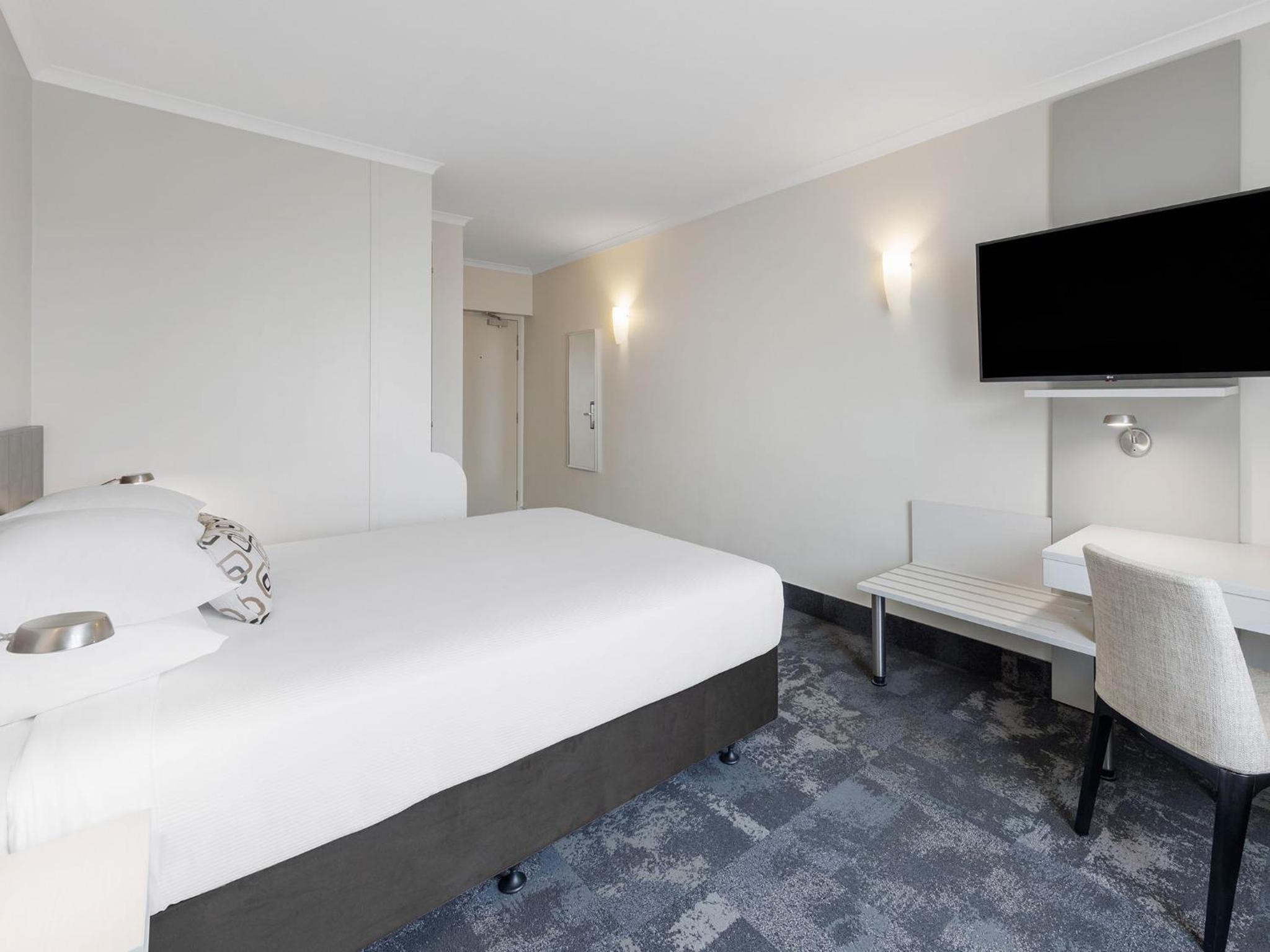 Superior King Room - Photo 2