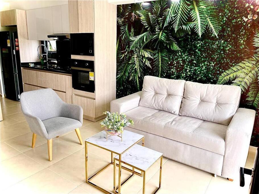 Three-Bedroom Apartment photo 1
