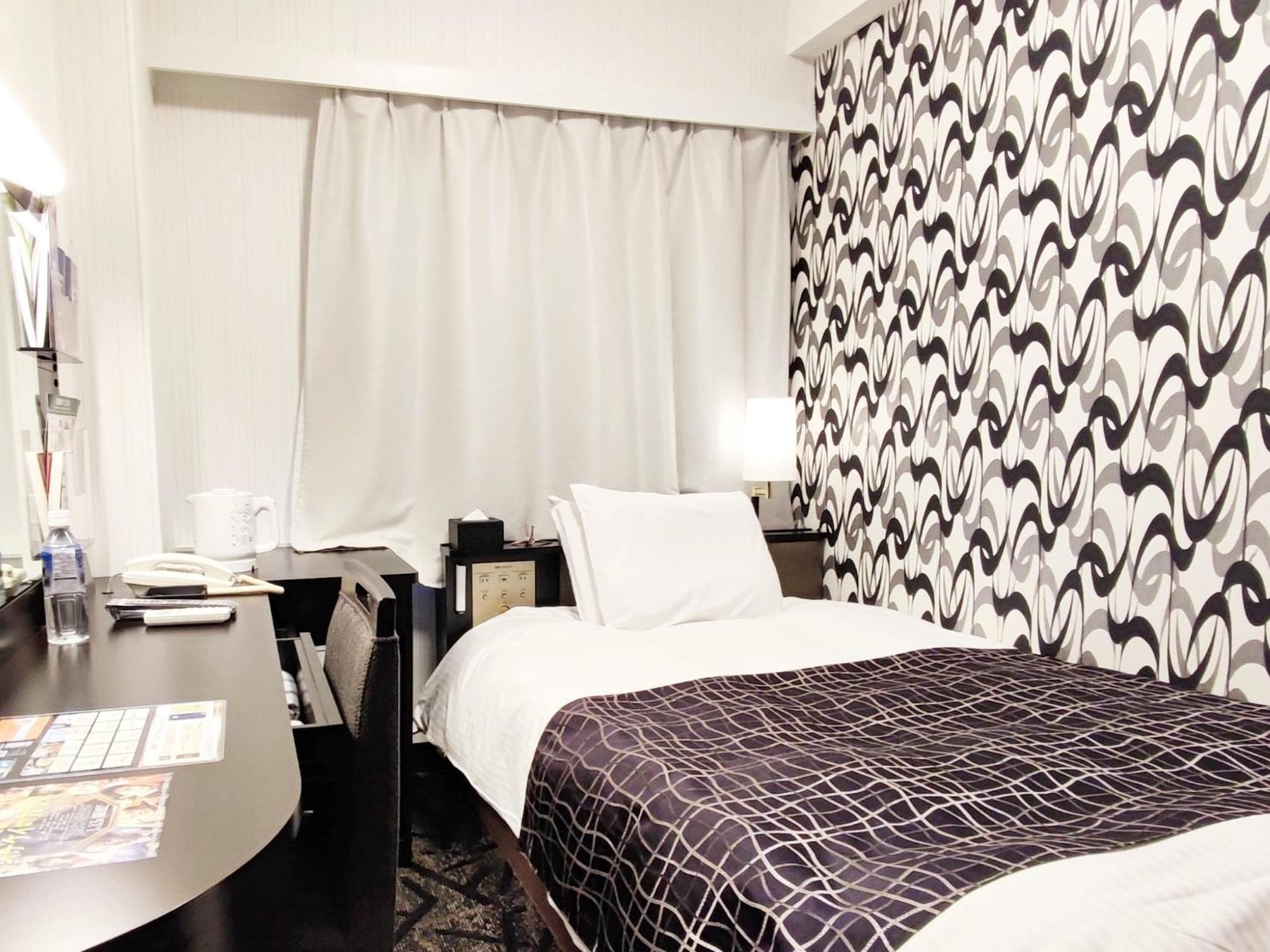 Single Room - Non-Smoking photo 1