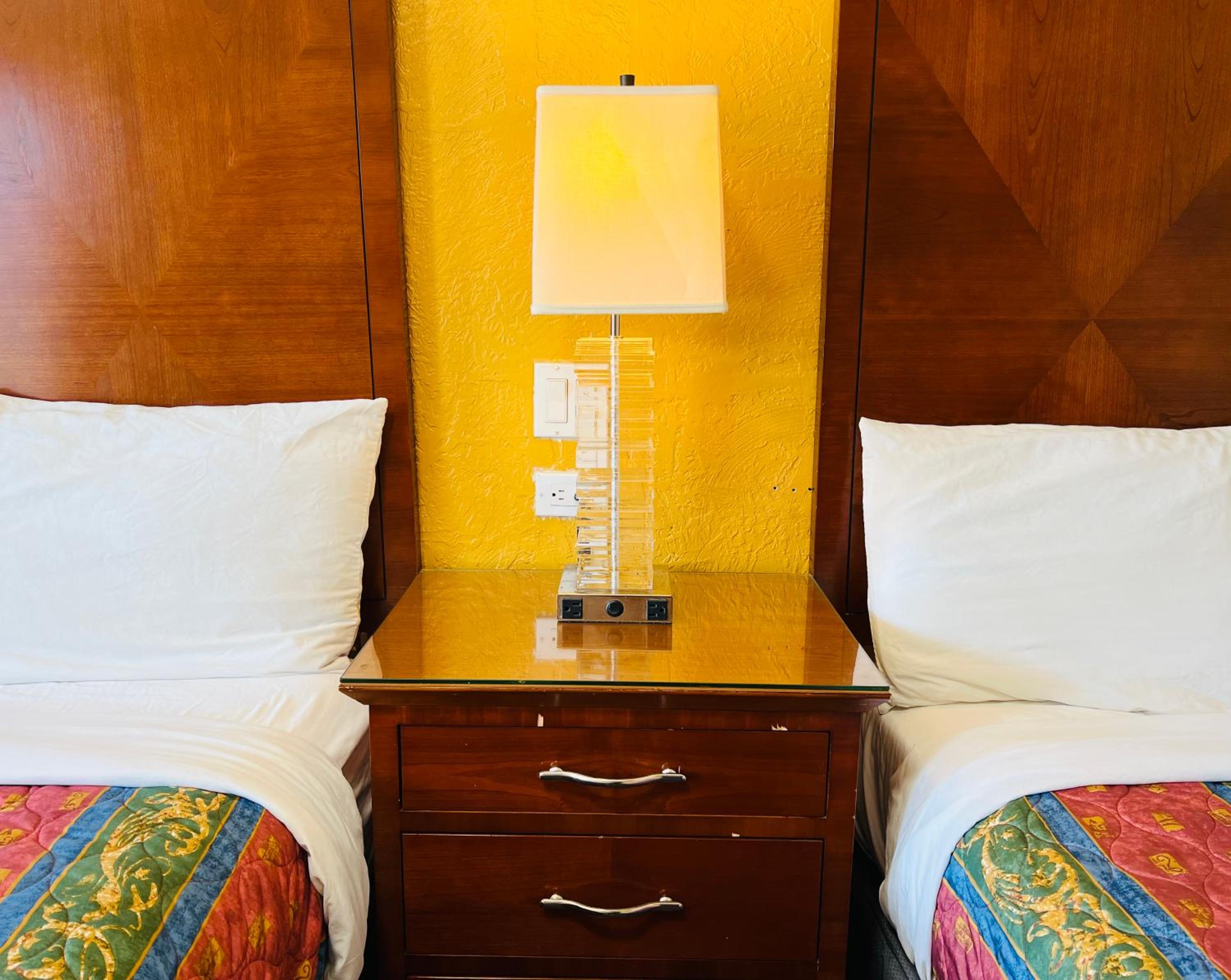 Double Room - Non-Smoking  photo 3