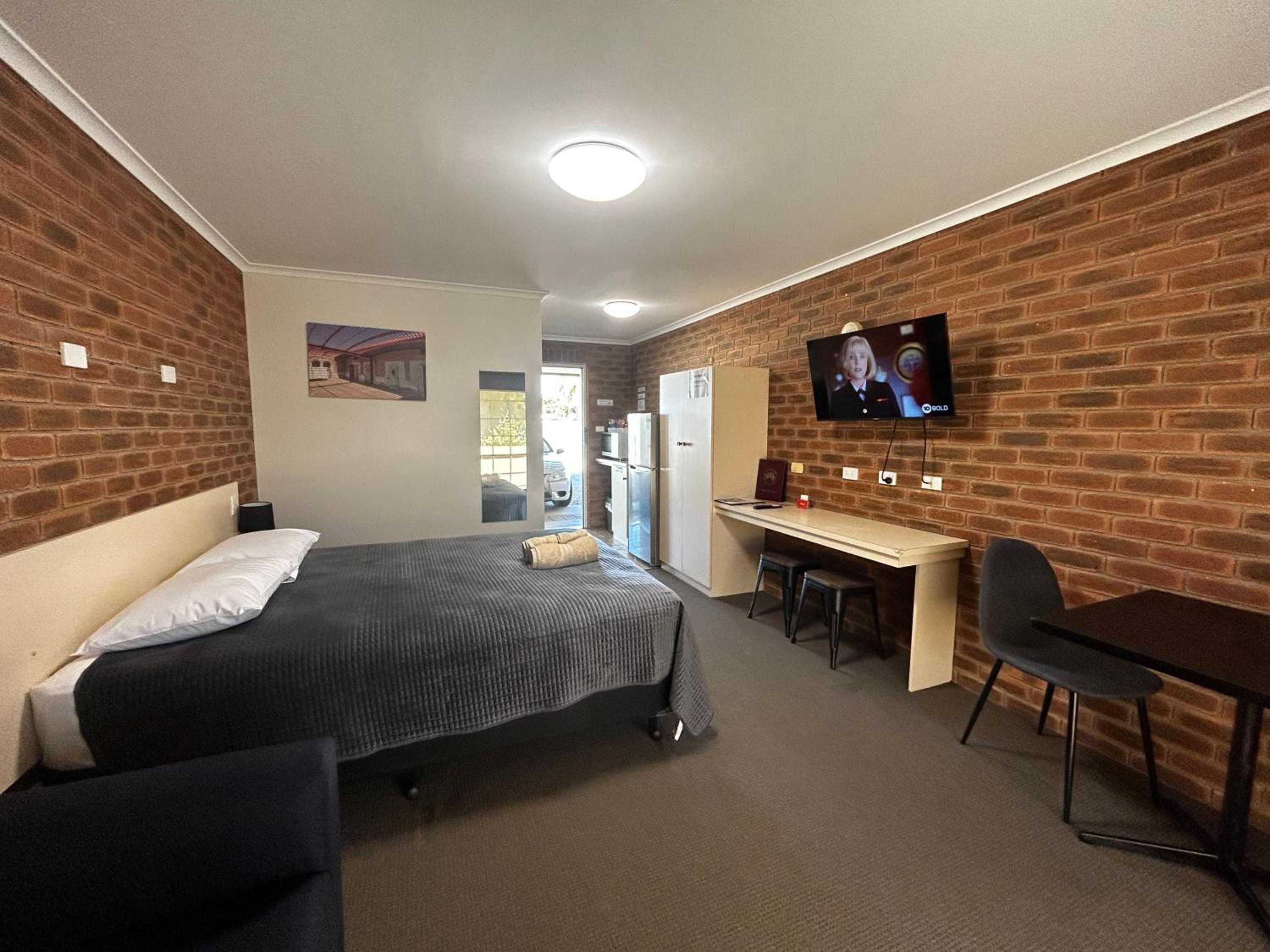 Deluxe Queen Room photo 3