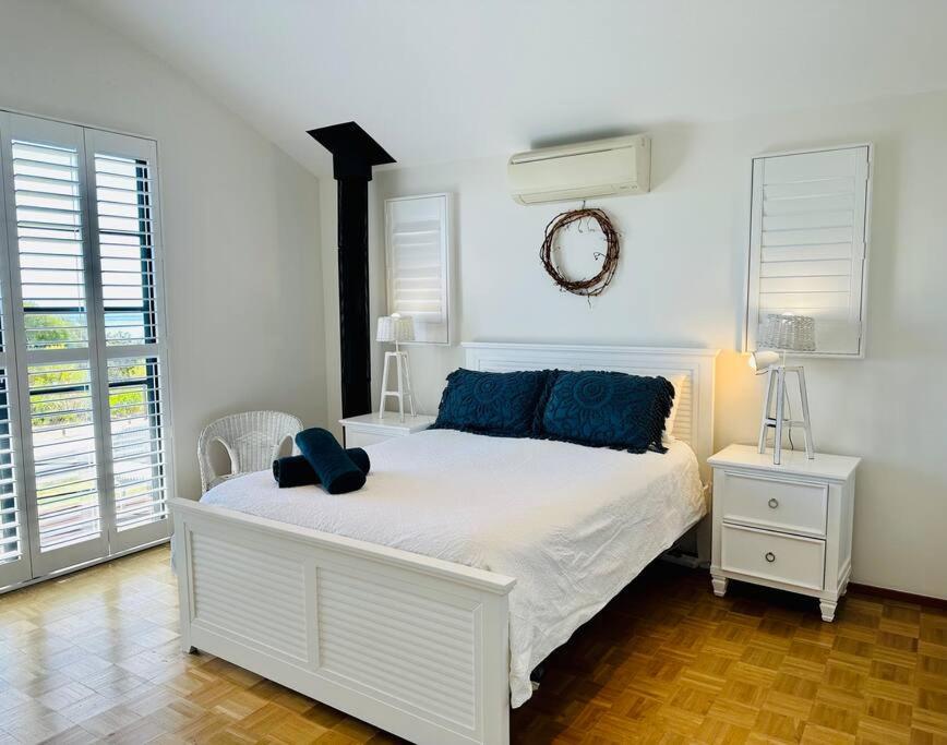 Three-Bedroom Villa photo 1