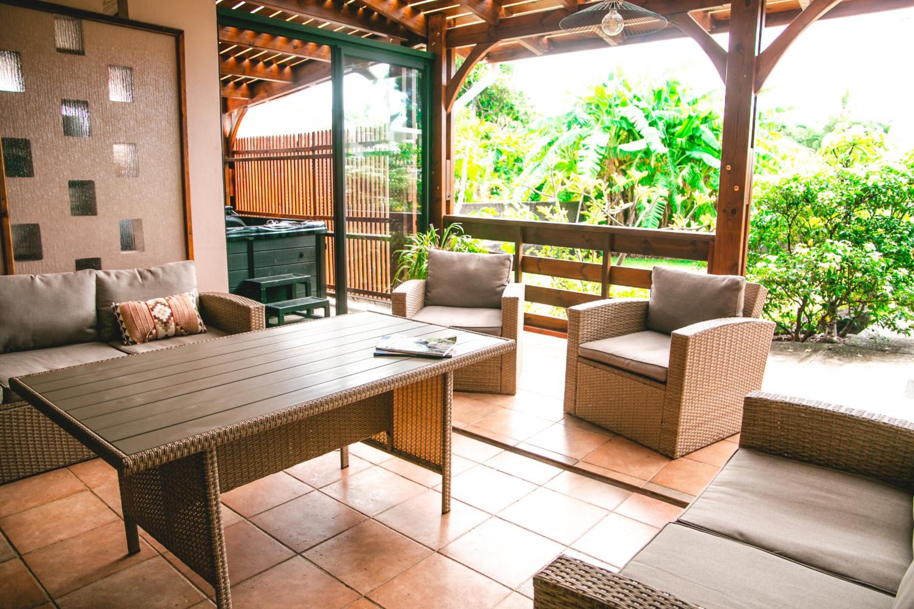 Three-Bedroom Villa photo 2