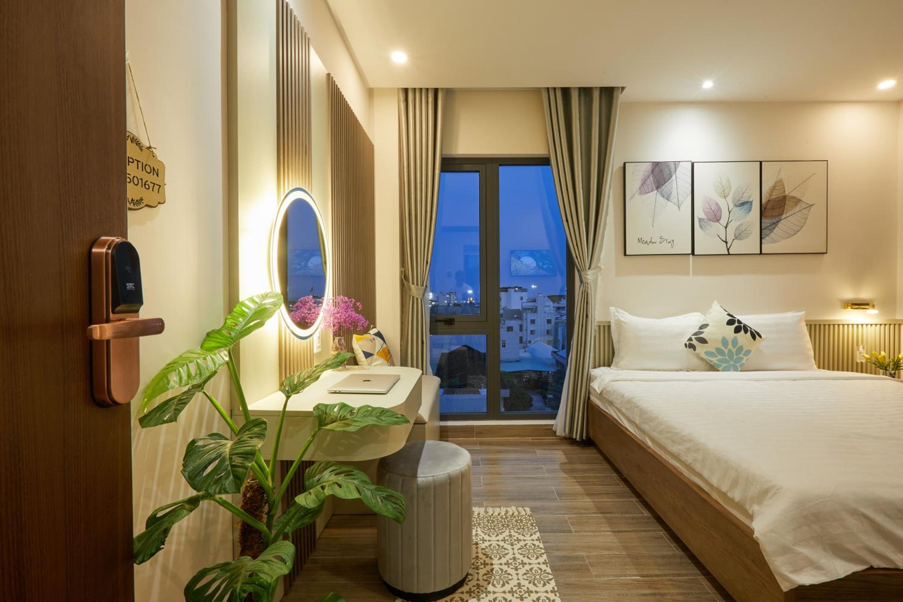 Superior King Room - Photo 28
