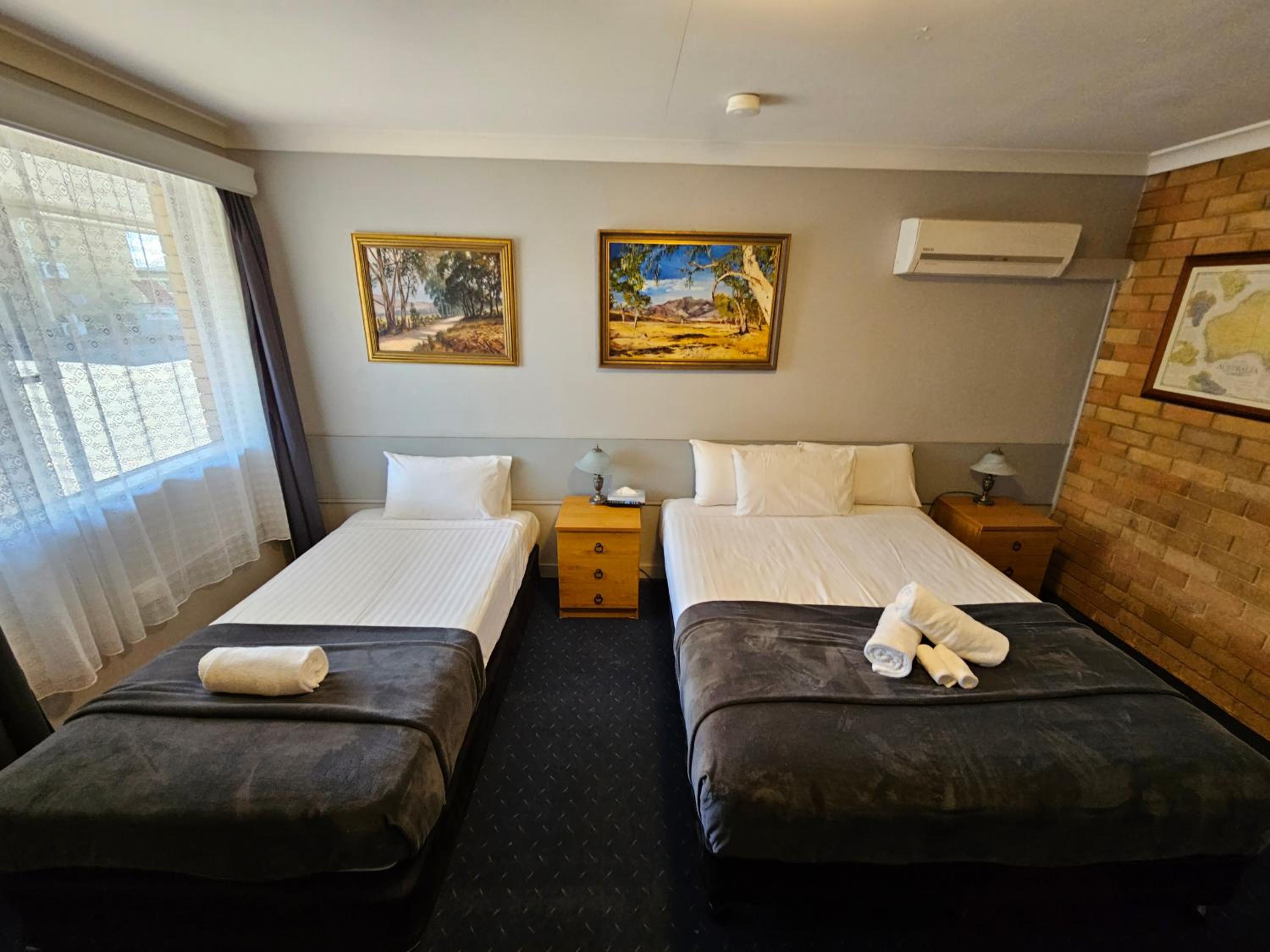 Deluxe Twin Room - Photo 1