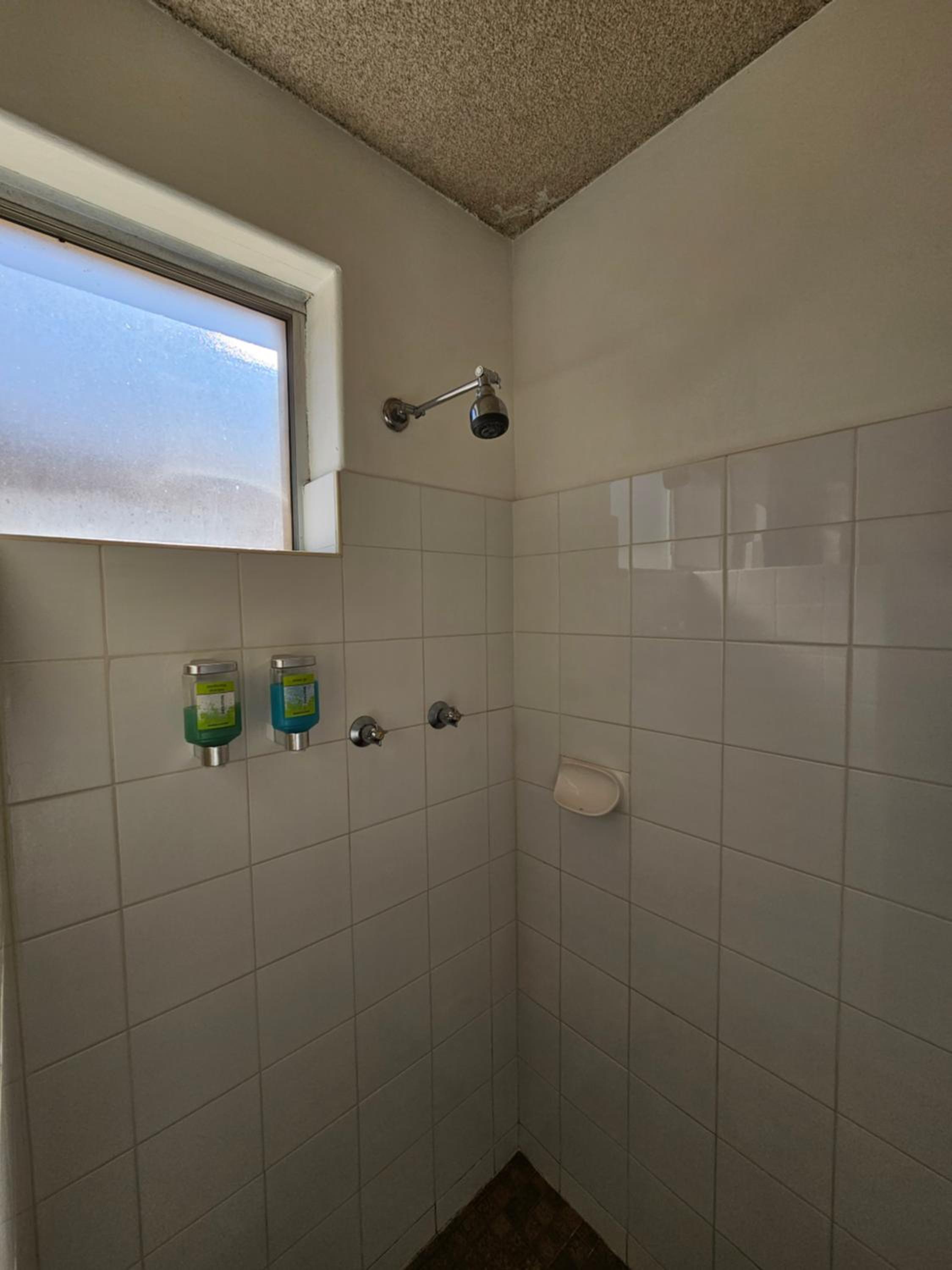 Deluxe Twin Room - Photo 2