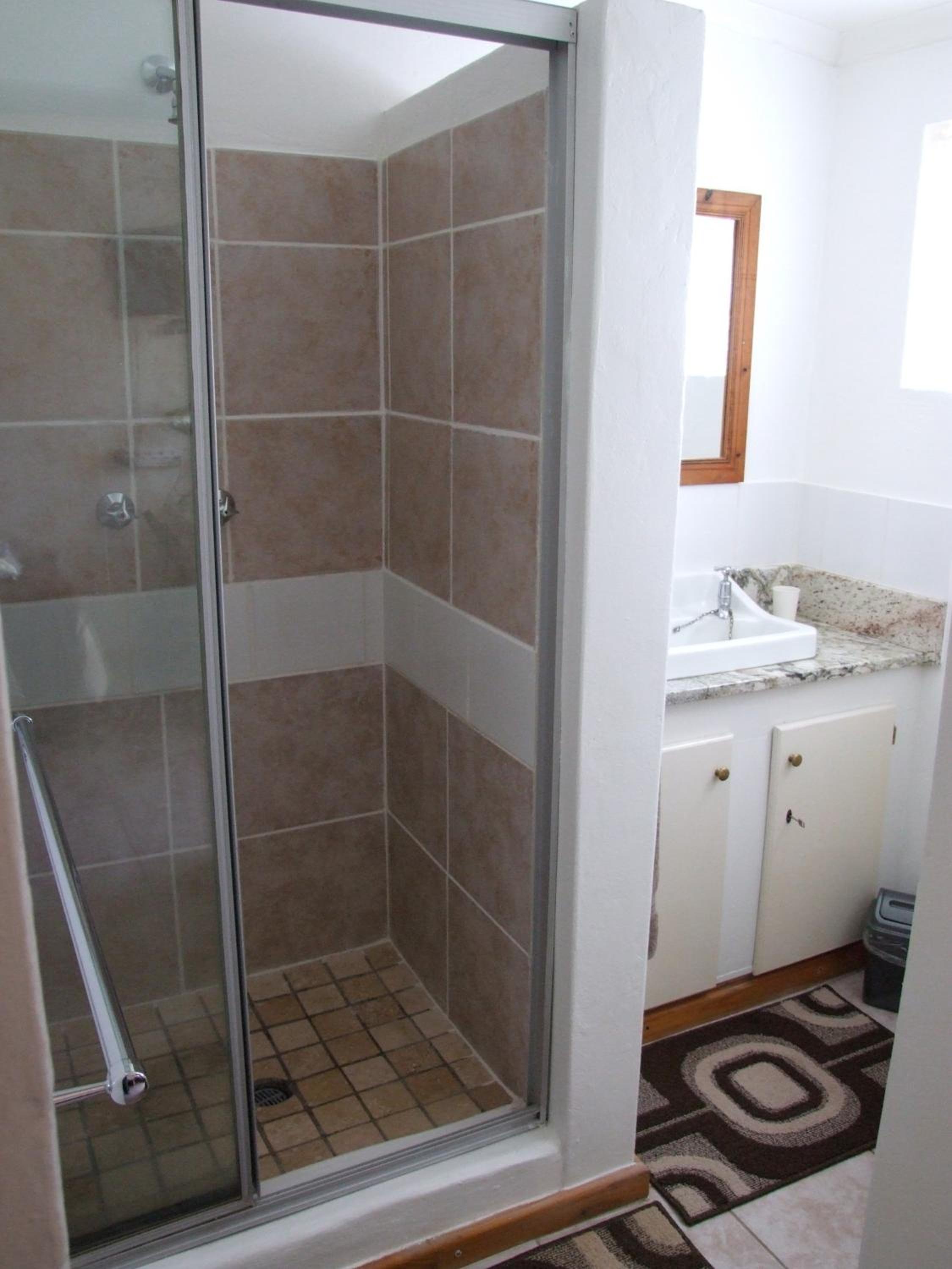 Single Room with Private Bathroom