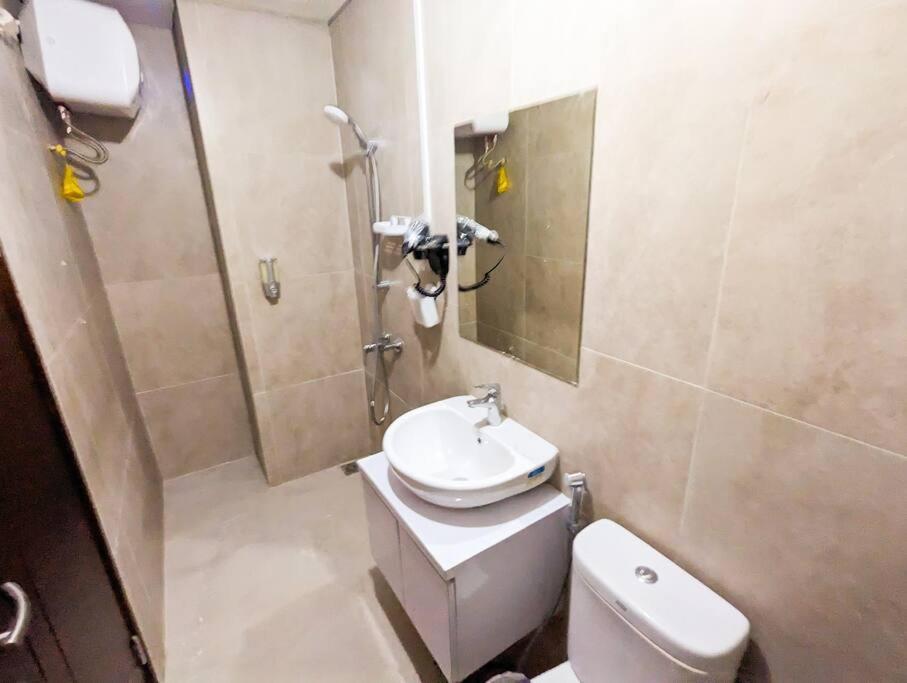 Studio Apartment - Photo 11