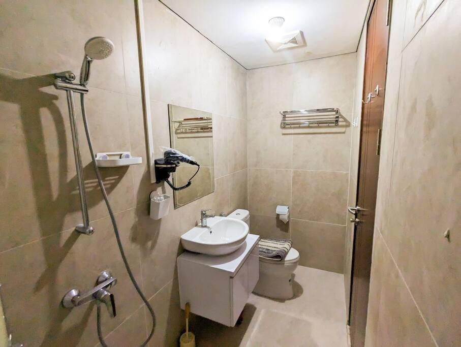 Studio Apartment - Photo 9