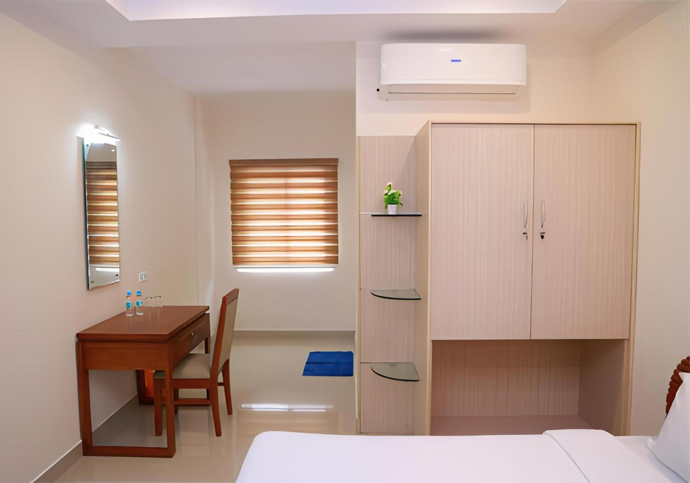 Deluxe Double Room photo 2