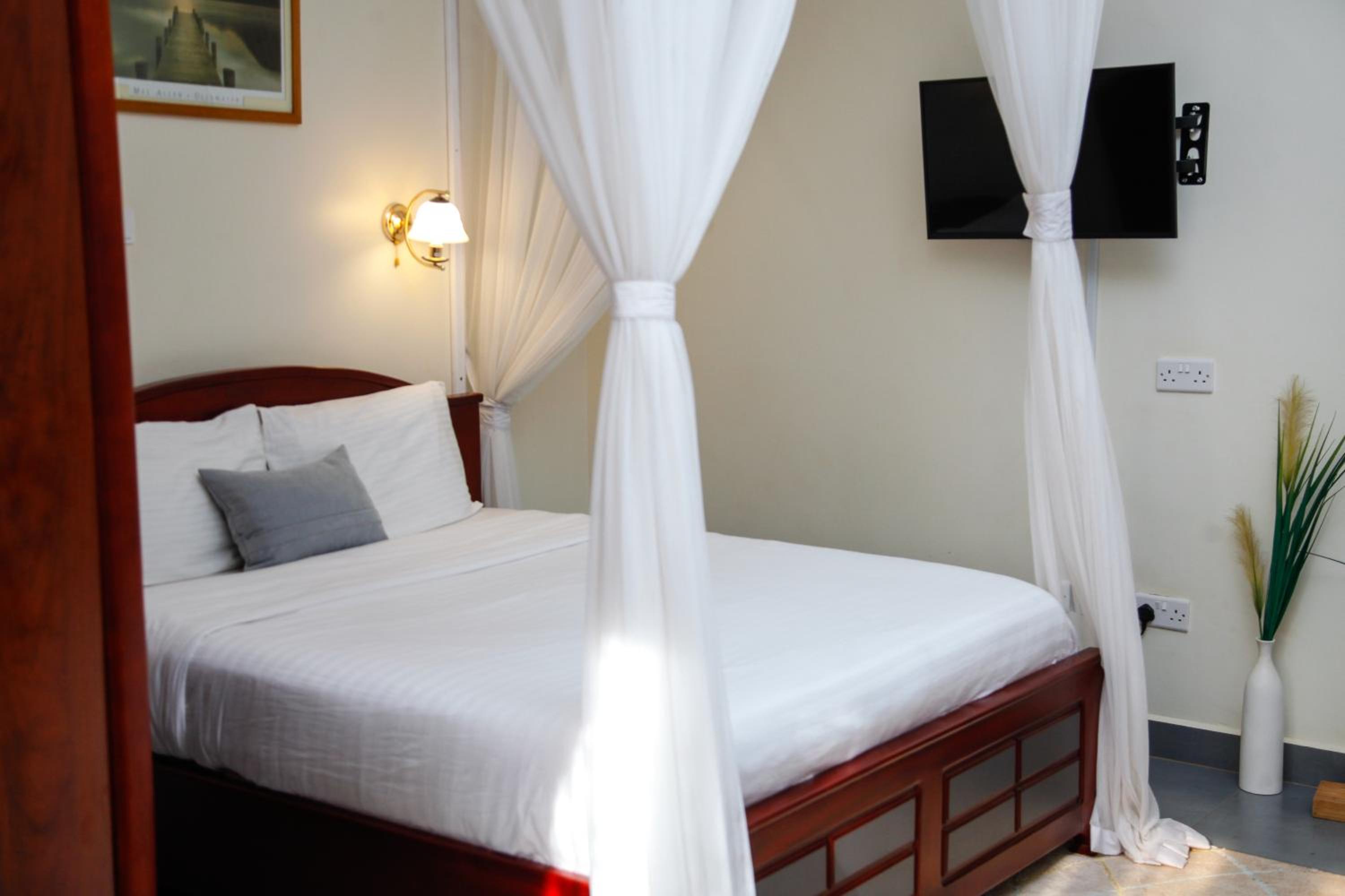 Standard Double Room photo 3