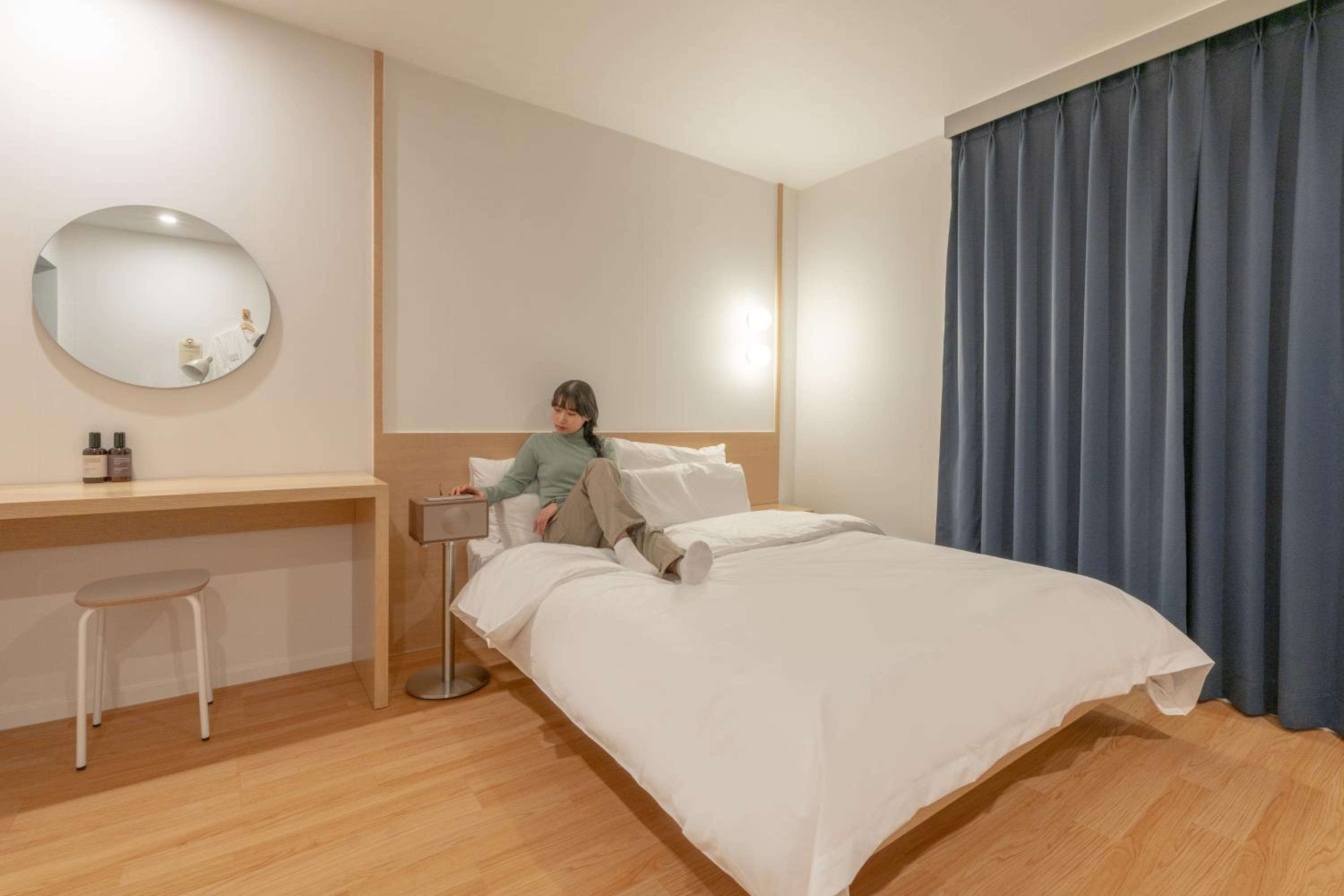 Standard Double Room with Speaker - Photo 10