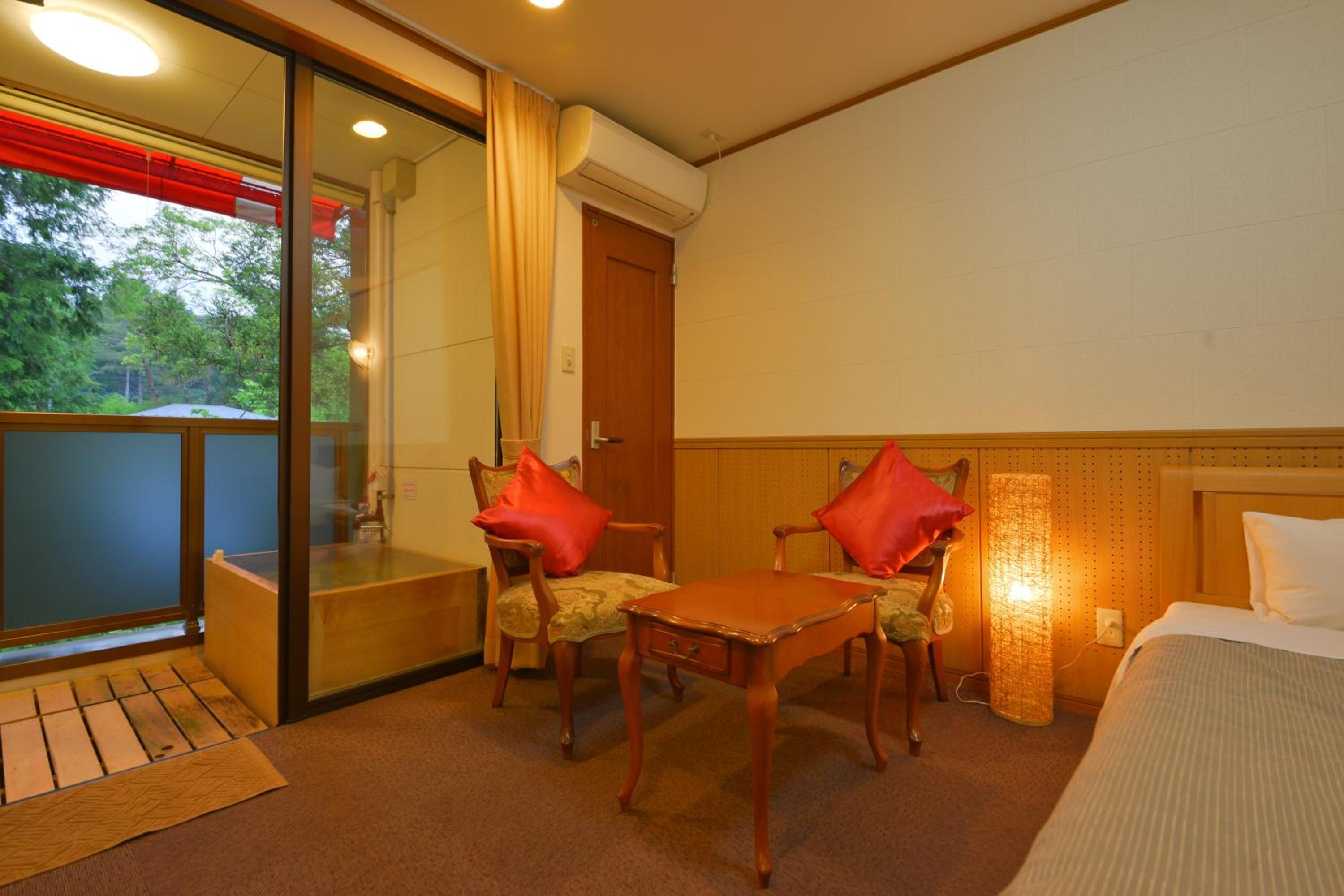 Twin Room with 2 beds, Open-Air Bath - Non-Smoking photo 3