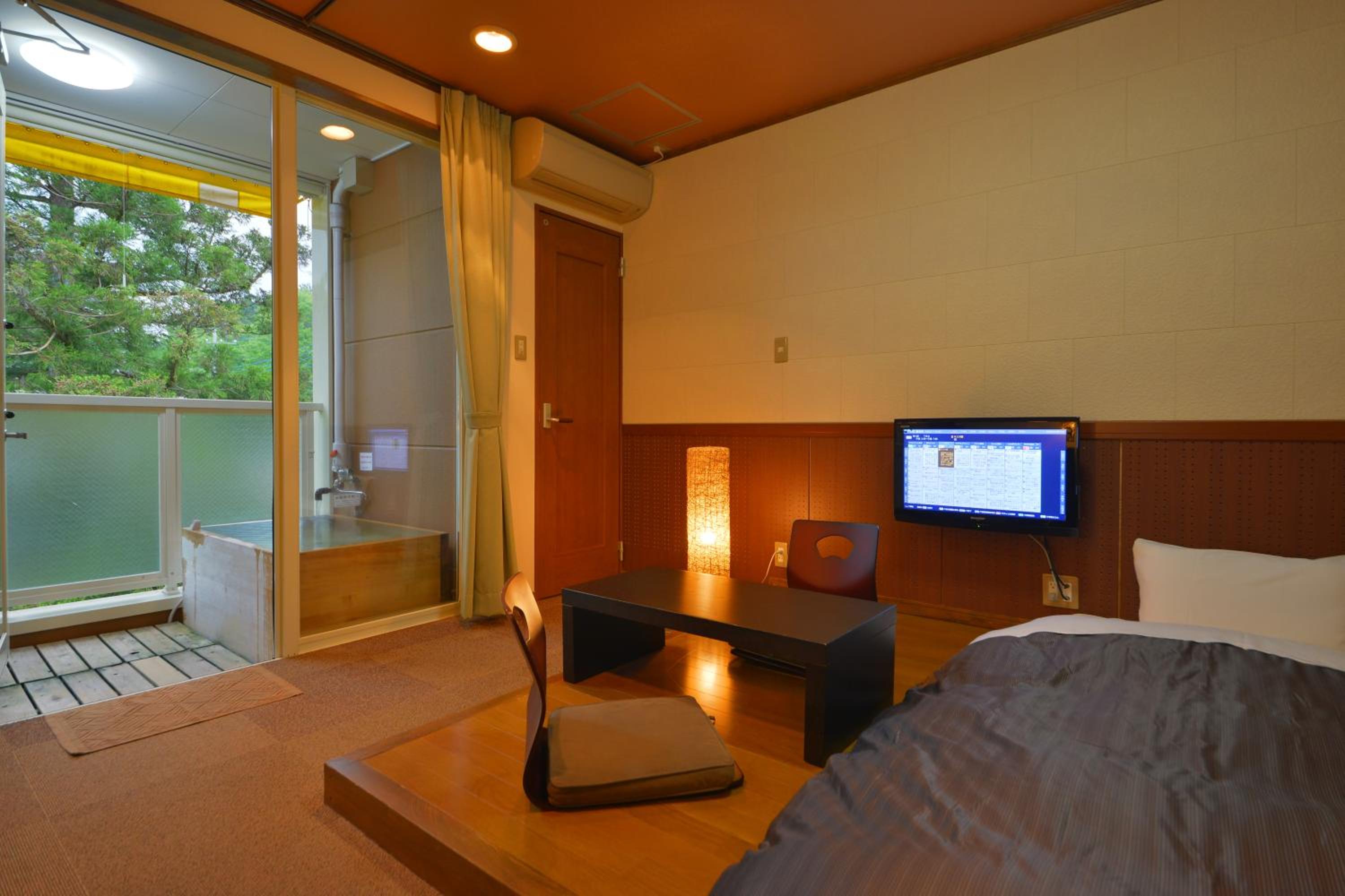 Twin Room with 2 beds, Open-Air Bath - Non-Smoking photo 2