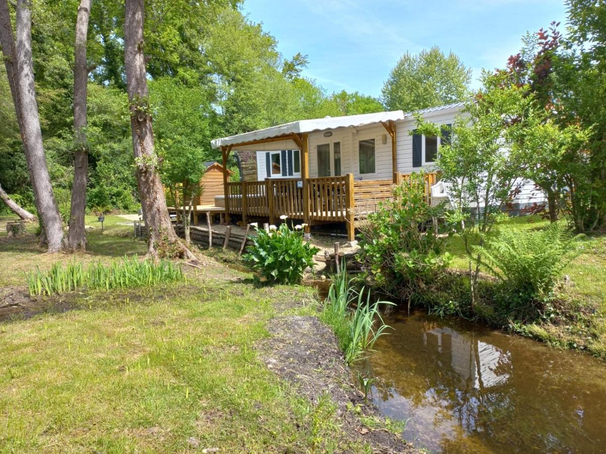 Mobile Home - Photo 1