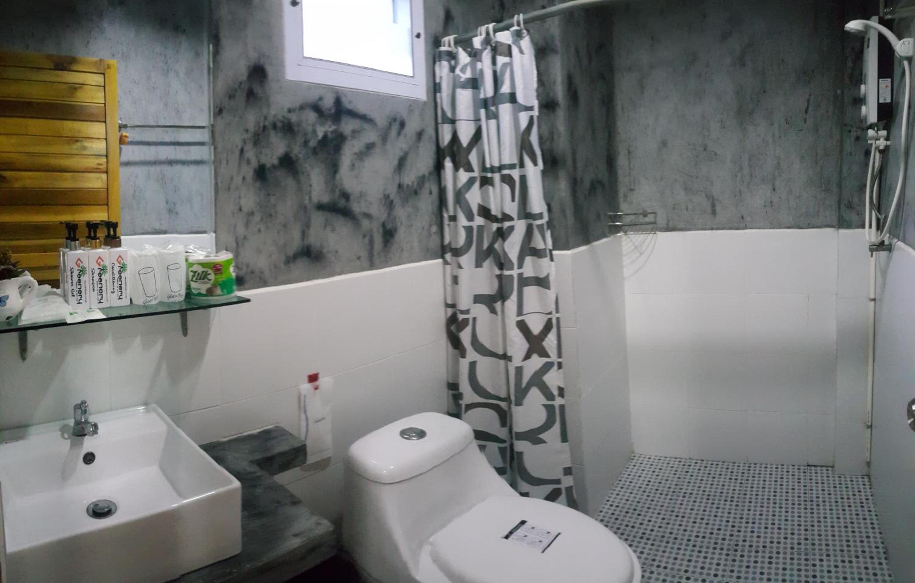 Double Room with Balcony photo 3