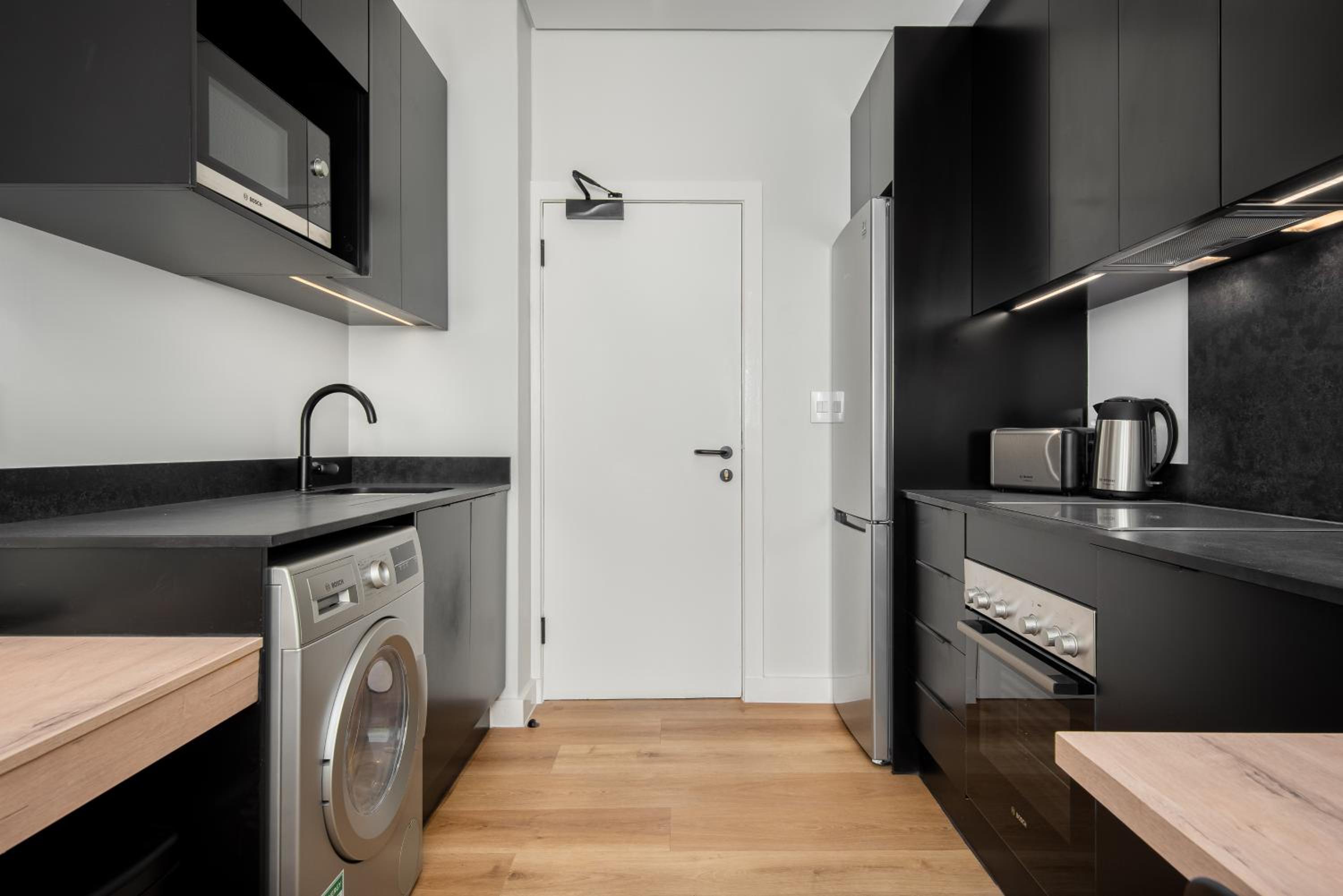 One-Bedroom Apartment - Photo 5
