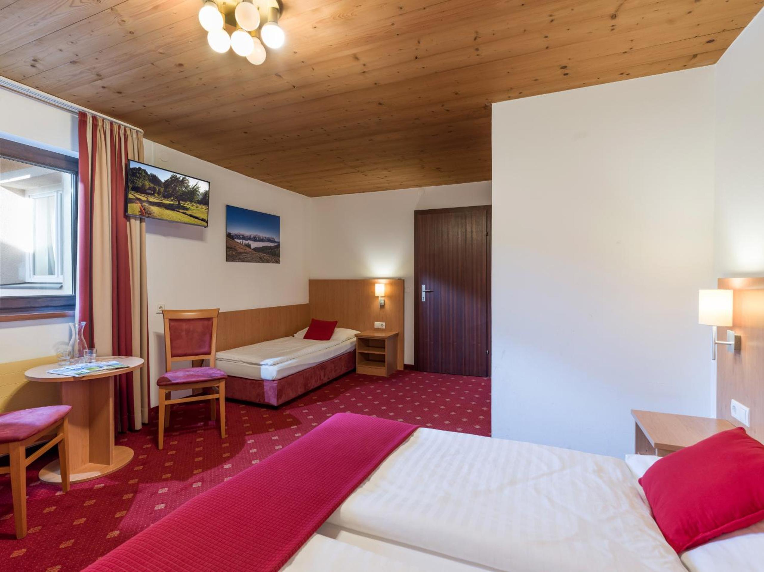 Triple Room with Shower