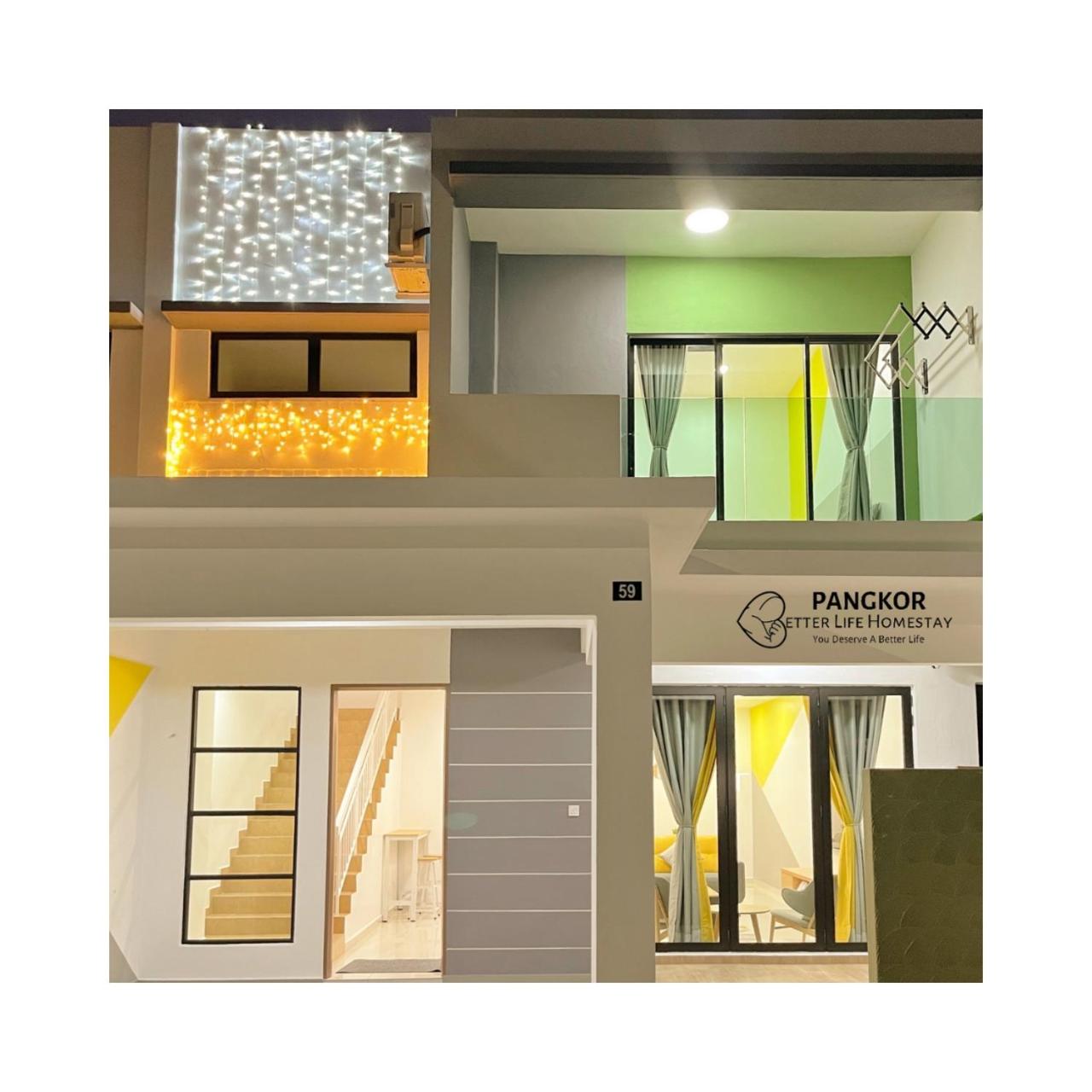 Four-Bedroom House photo 1