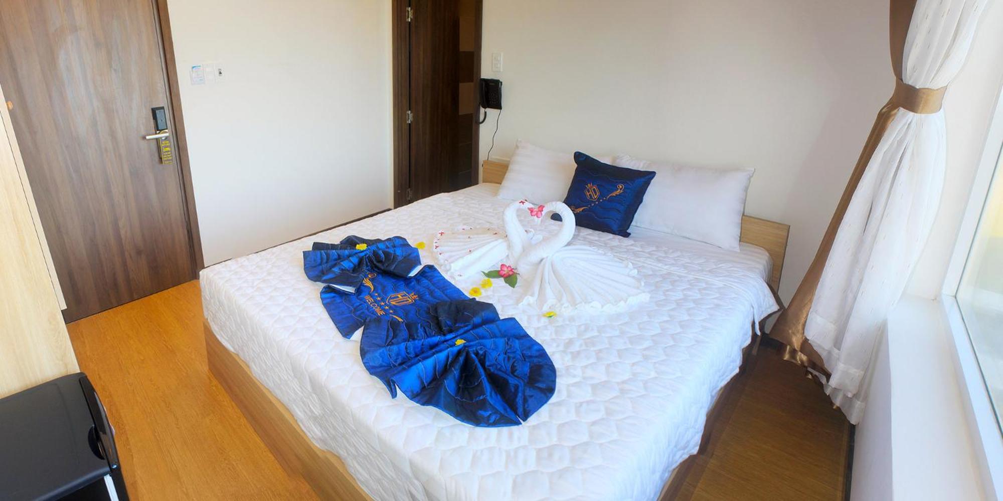 Double Room with Sea View - Photo 2