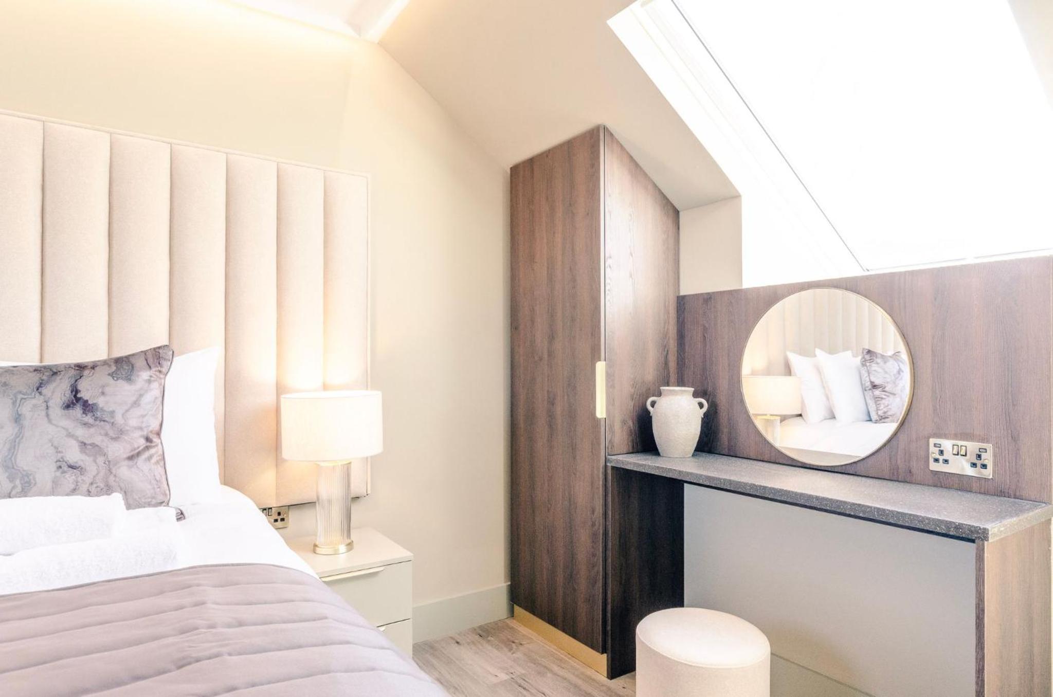 Luxury Suite photo 3
