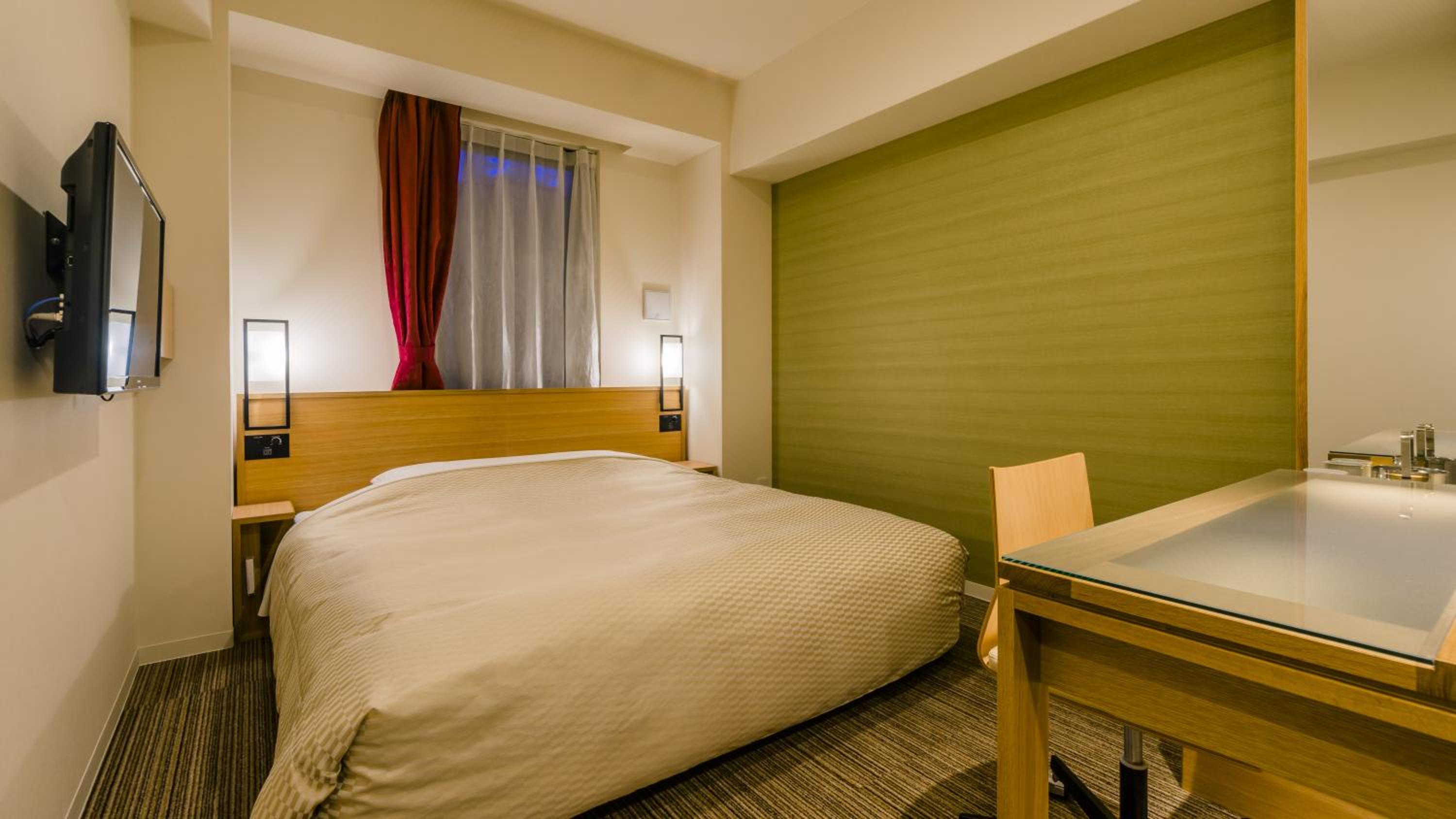 King Room - Non-Smoking