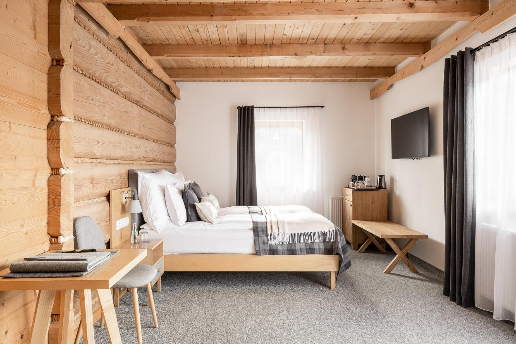 Deluxe Double or Twin Room with Balcony
