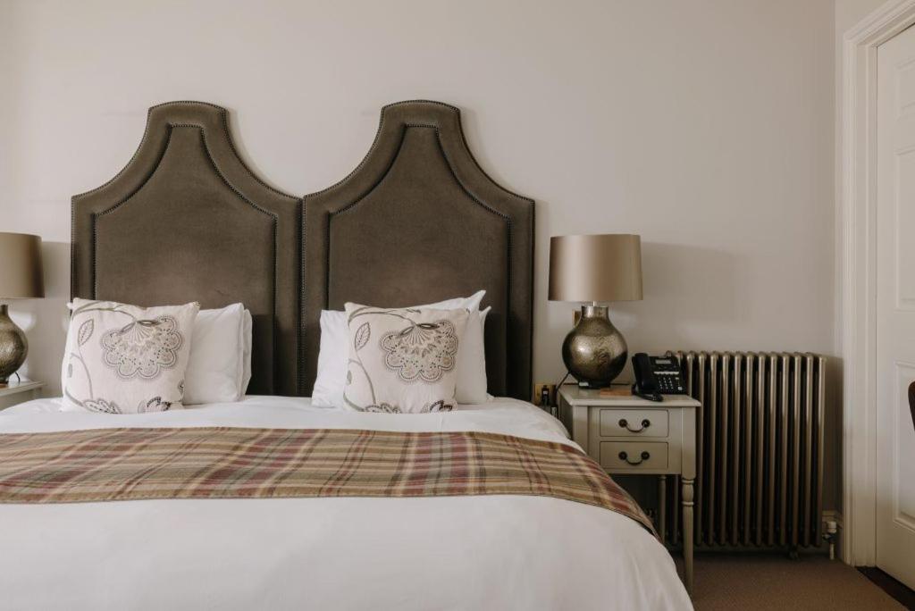 Room 13 – Cow Planting Classic Double Room