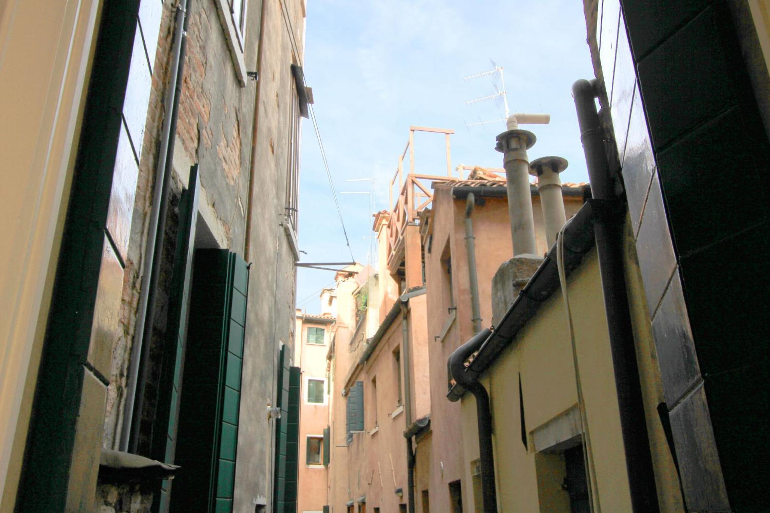 Two-Bedroom Apartment photo 2
