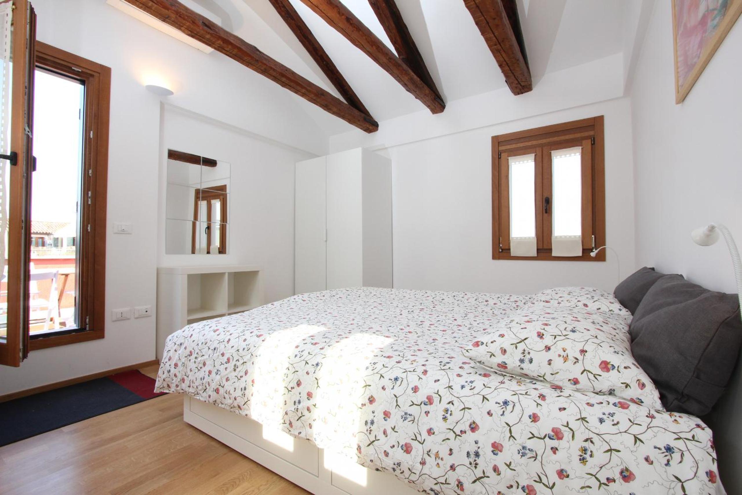 Apartment with Terrace photo 2