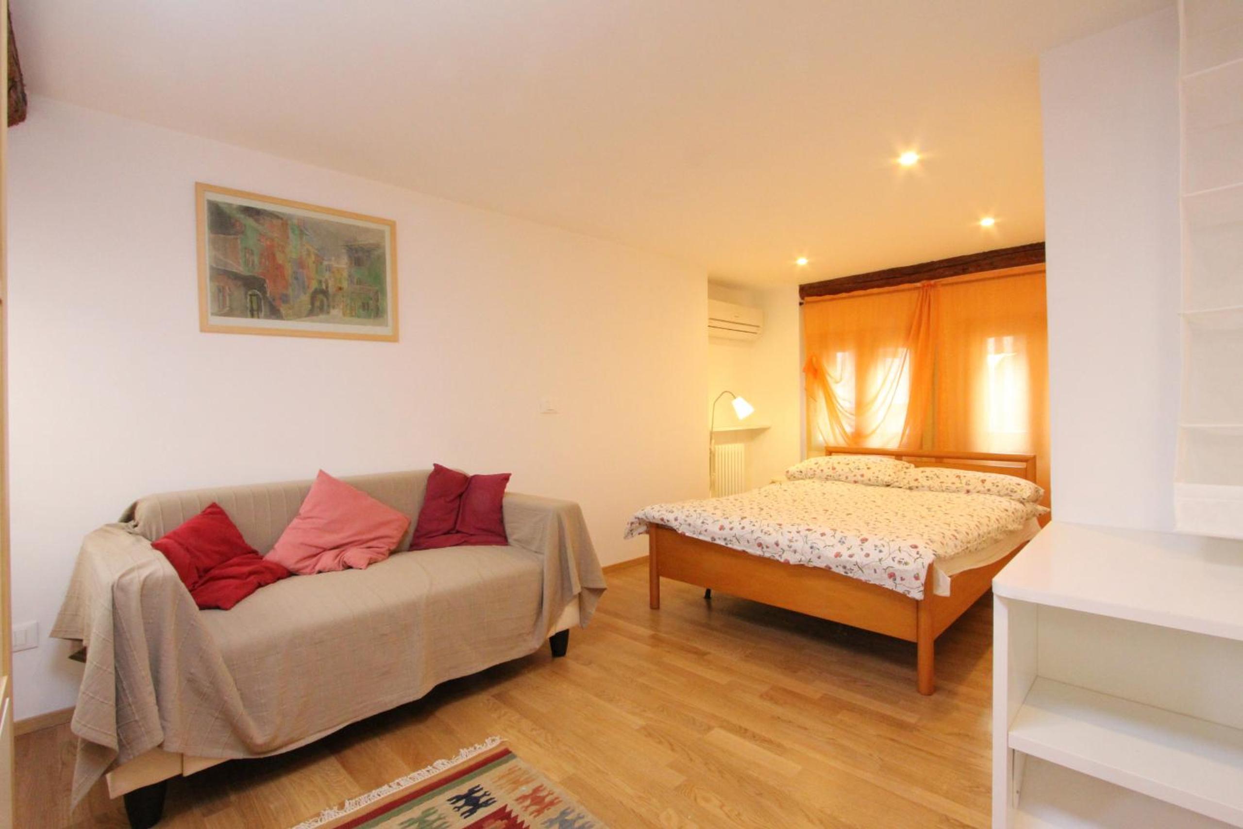 Apartment with Terrace photo 3