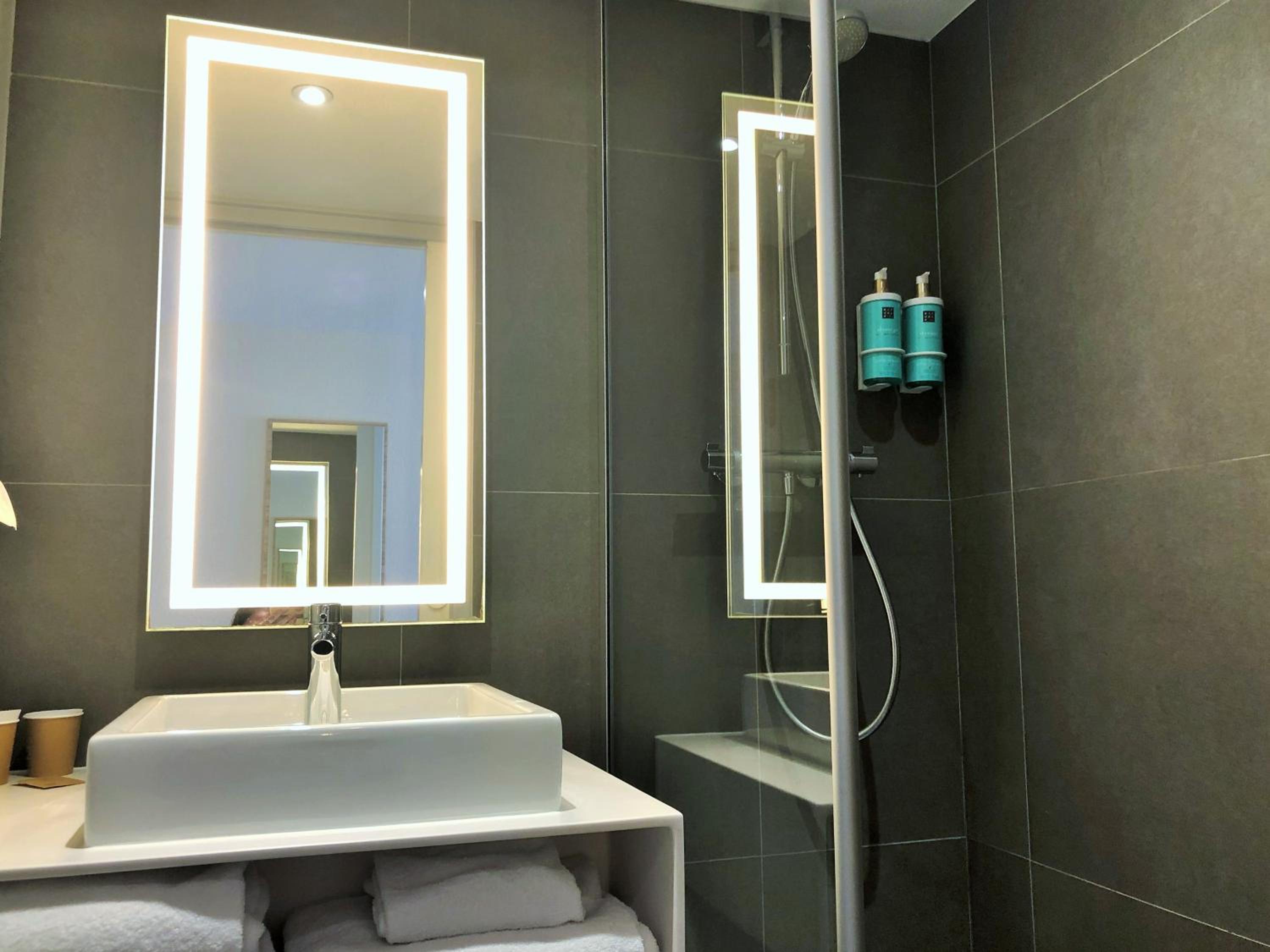 Superior Double Room - Non-Smoking - Photo 13